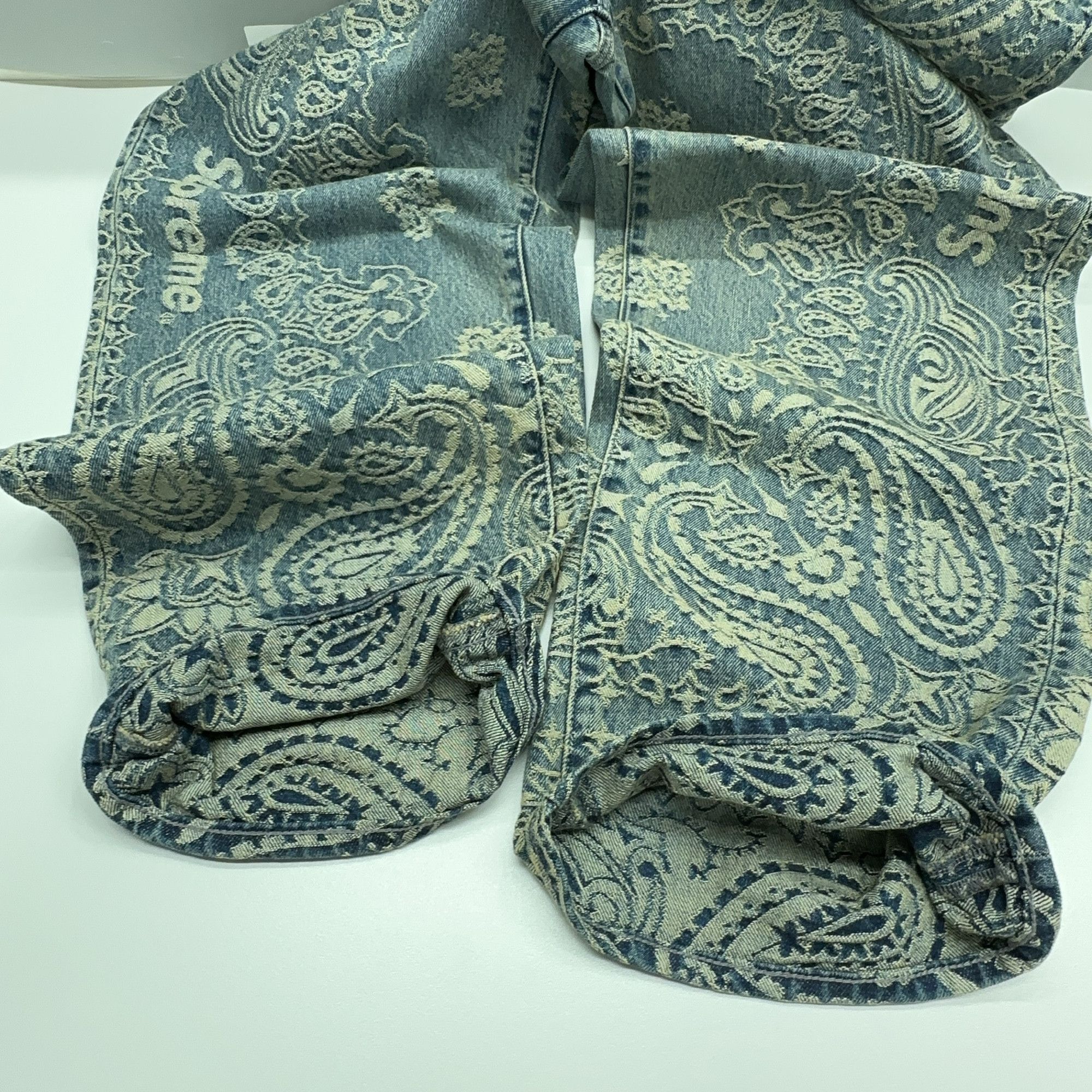 Supreme Supreme Bandana Jacquard Denim Jeans Size 30 Size US 30 / EU 46 - 8 Thumbnail