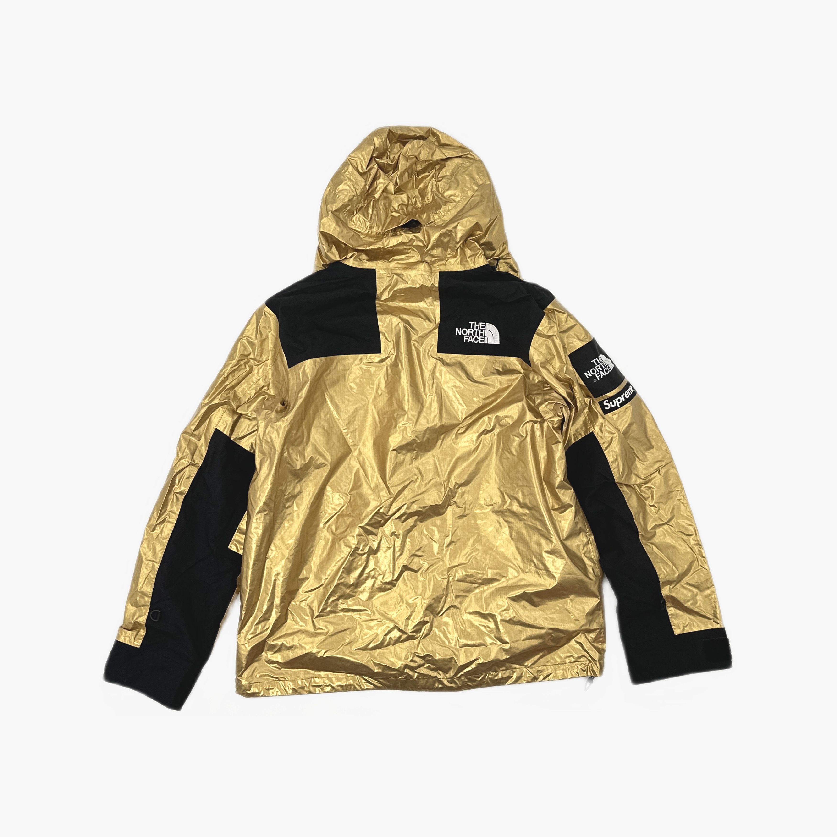 Supreme × The North Face Supreme x The North Face Metallic Parka Gold Size L Size US L / EU 52-54 / 3 - 2 Thumbnail