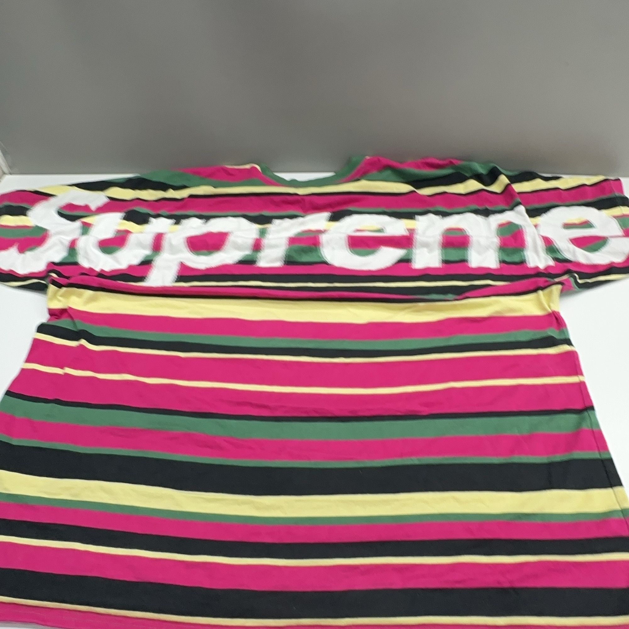 Supreme Supreme Striped Logo T-Shirt Size L Size US L / EU 52-54 / 3 - 13 Thumbnail