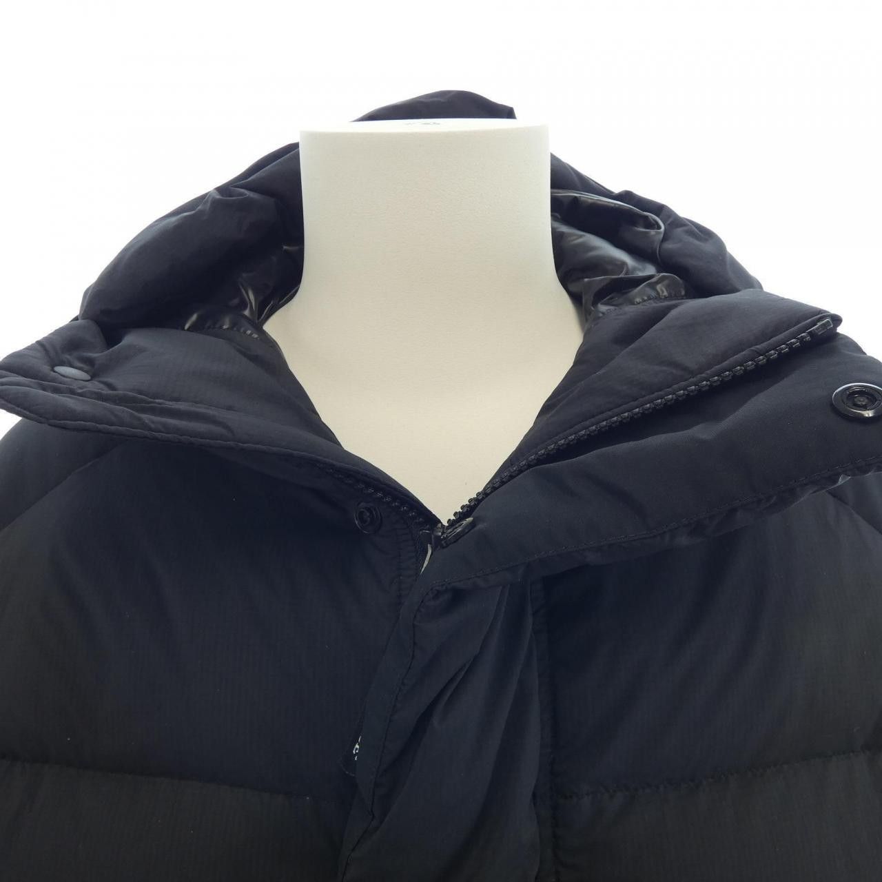 Canada Goose Canada Goose Canada Goose ARMSTRONG Down Jacket Textile Outerwear 5076M DUTY FREE for USA Size ONE SIZE - 5 Thumbnail