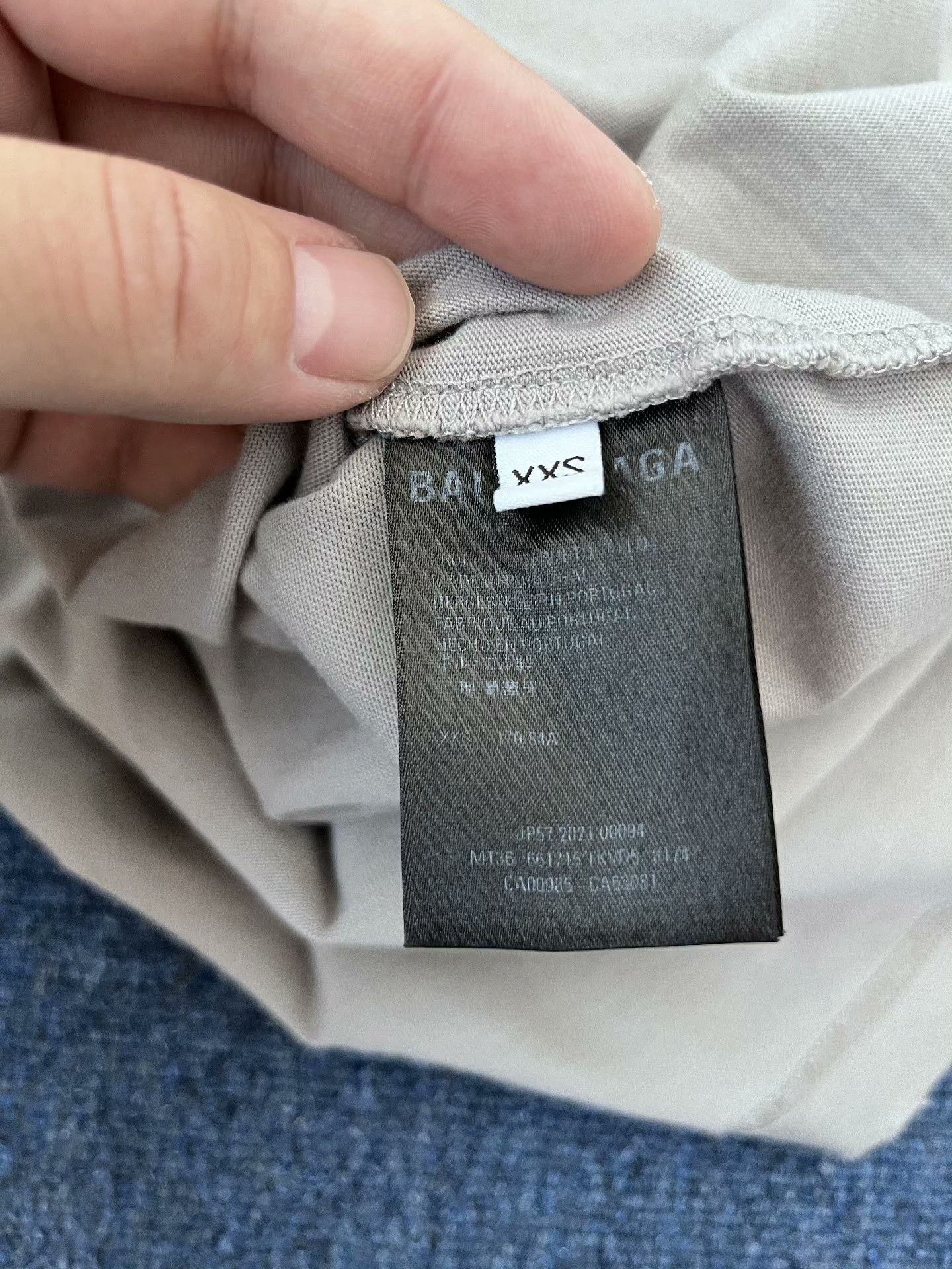 Balenciaga Balenciaga Phantom Logo Distressed Oversized Tee Size US XXS / EU 40 - 4 Thumbnail