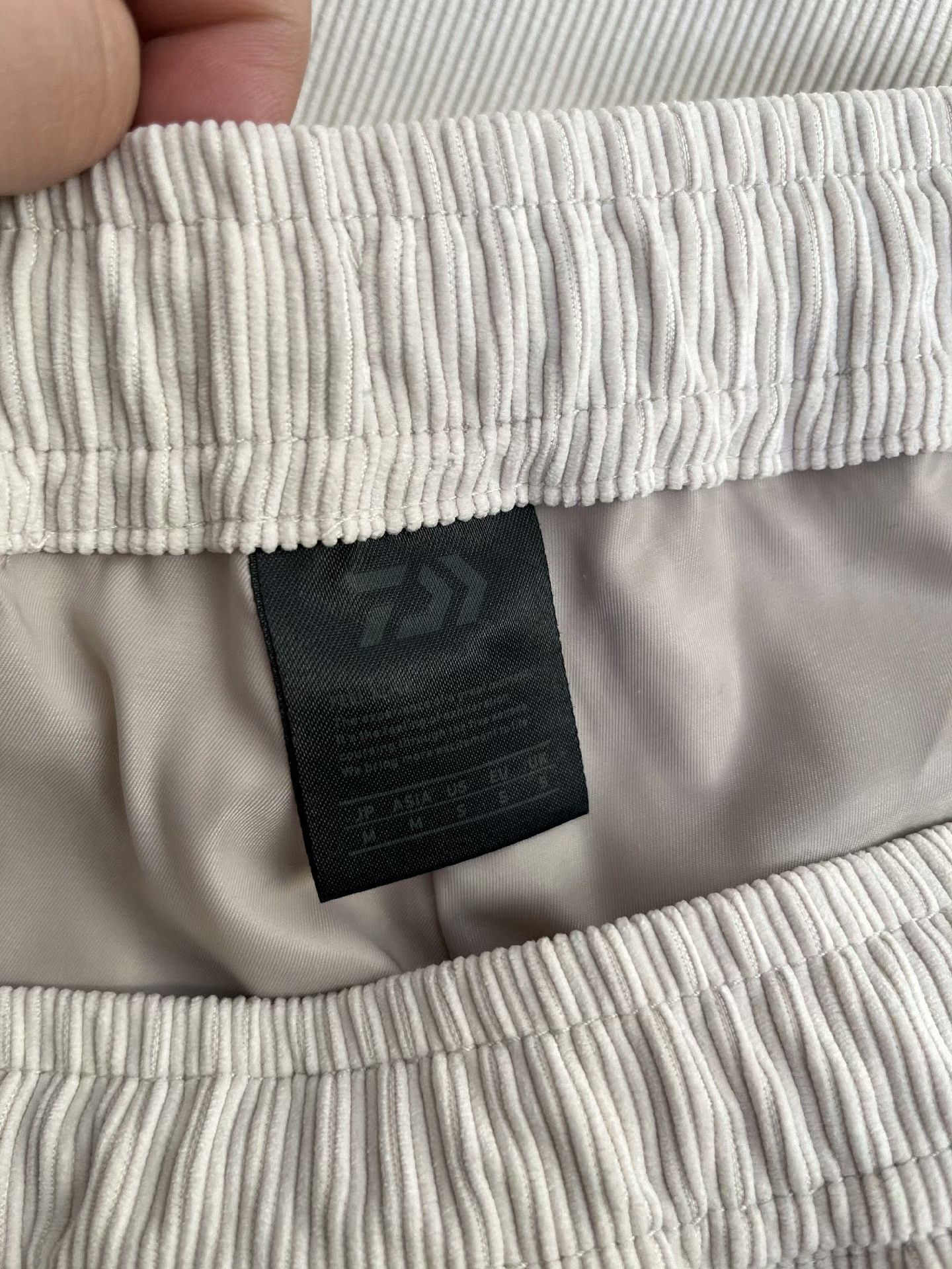 DAIWA PIER39 DAIWA PIER39 Tech Wide Easy Corduroy Pants Size US 26 / EU 42 - 4 Thumbnail
