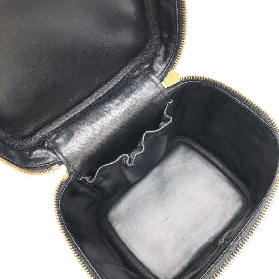 Chanel Chanel Vintage Caviar Black Gold Handbag Size ONE SIZE - 8 Thumbnail