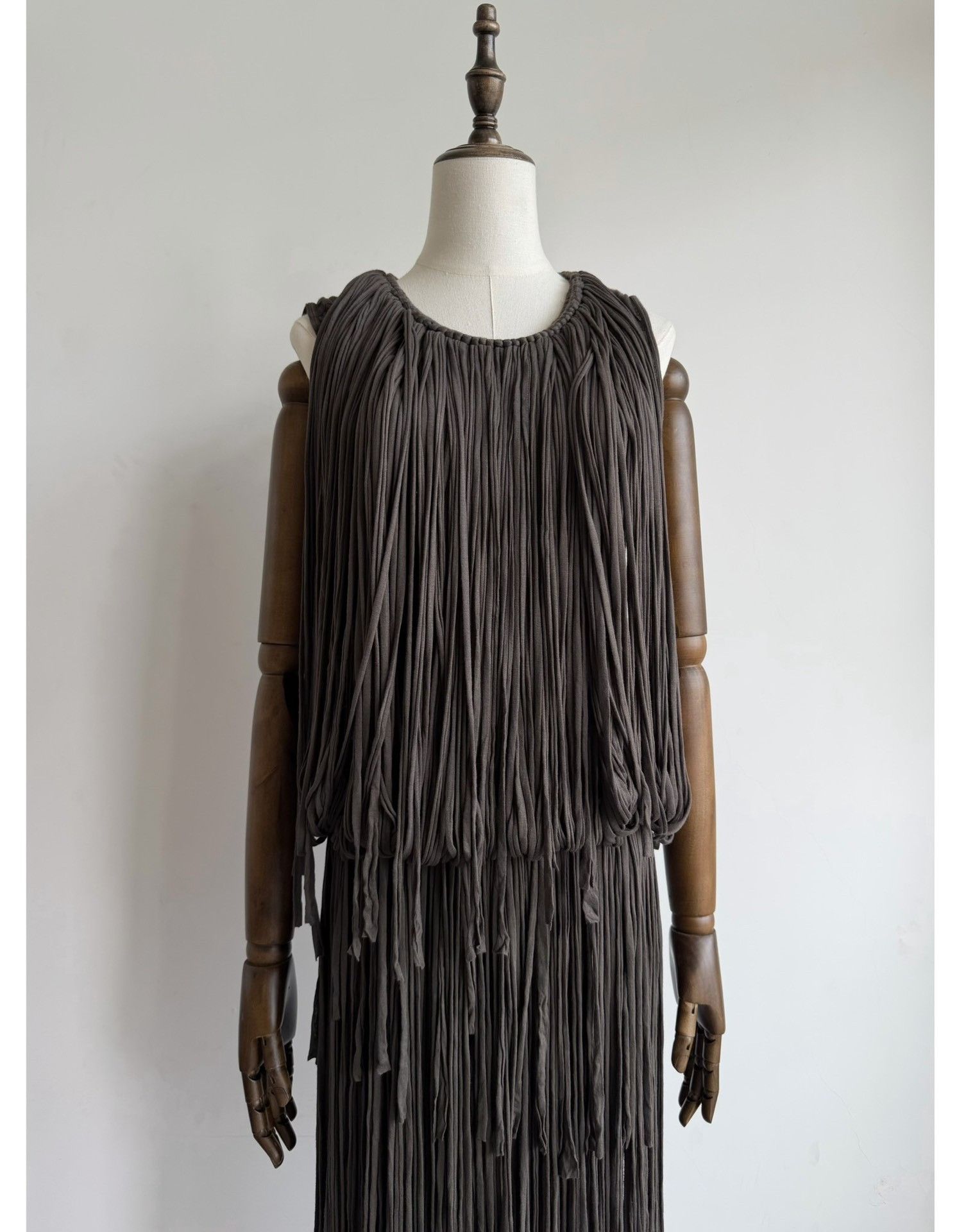 Lanvin Lanvin Alber Elbaz Sleeveless Fringe Dress Size XS / US 0-2 / IT 36-38 - 2 Thumbnail