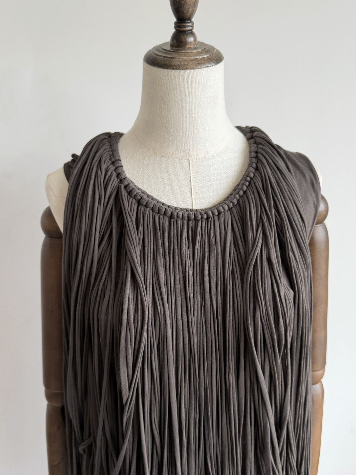 Lanvin Lanvin Alber Elbaz Sleeveless Fringe Dress Size XS / US 0-2 / IT 36-38 - 9 Thumbnail