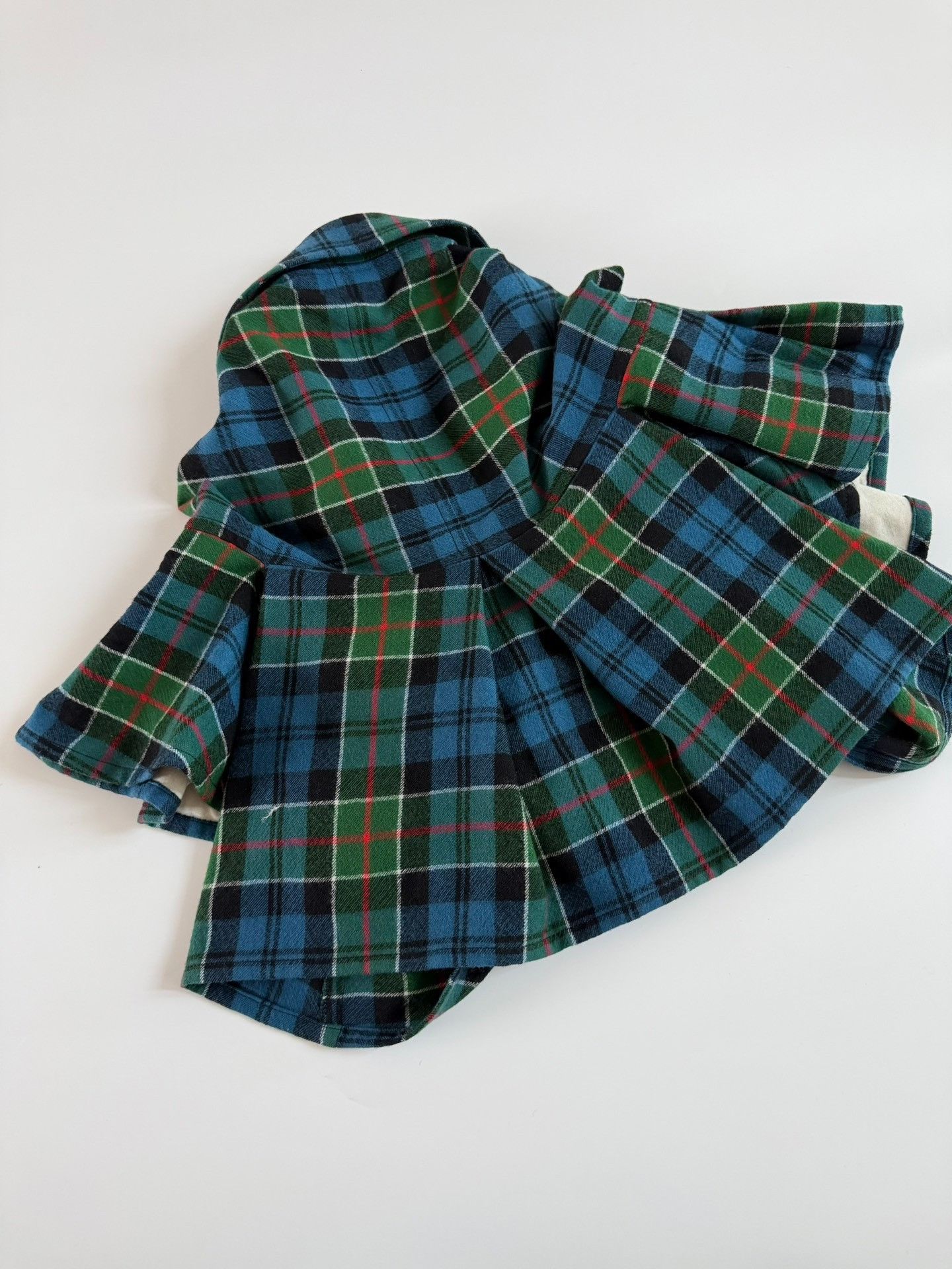 Comme des Garcons Comme des Garçons 2011 Tricot Plaid Cape Size M / US 6-8 / IT 42-44 - 9 Thumbnail