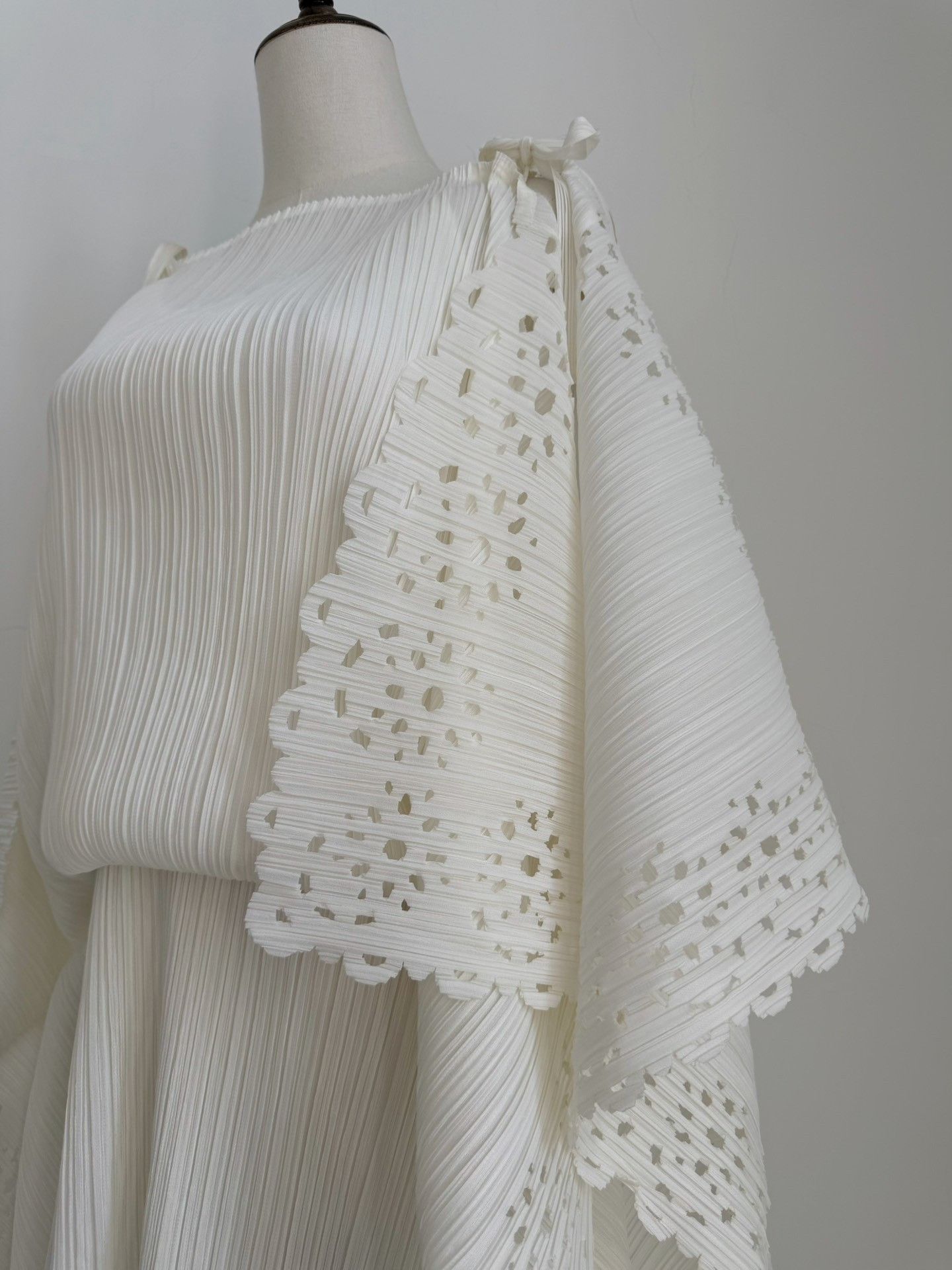 Pleats Please Issey Miyake Issey Miyake Pleats Please Dress Size XL / US 12-14 / IT 48-50 - 7 Thumbnail