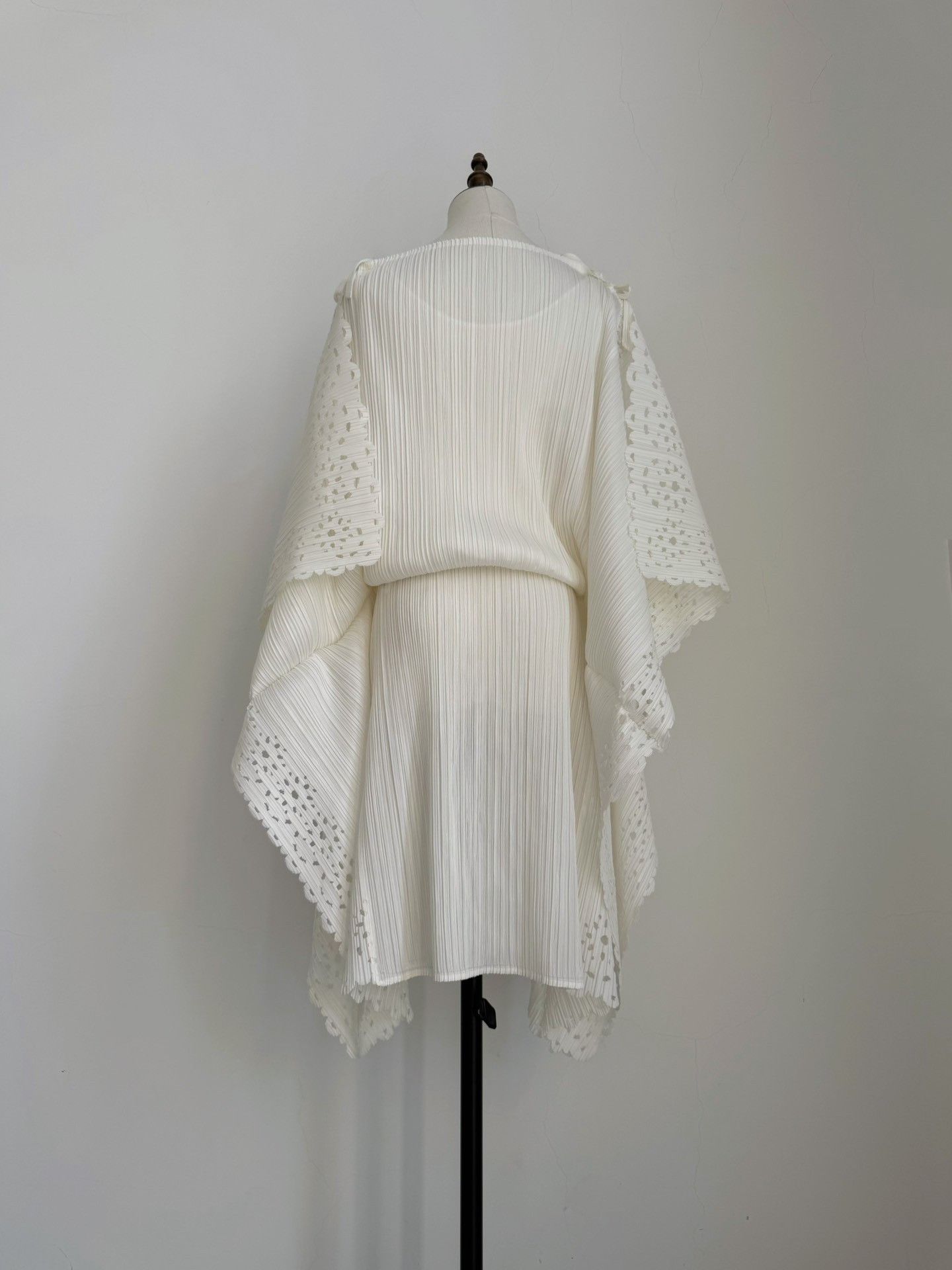 Pleats Please Issey Miyake Issey Miyake Pleats Please Dress Size XL / US 12-14 / IT 48-50 - 4 Thumbnail