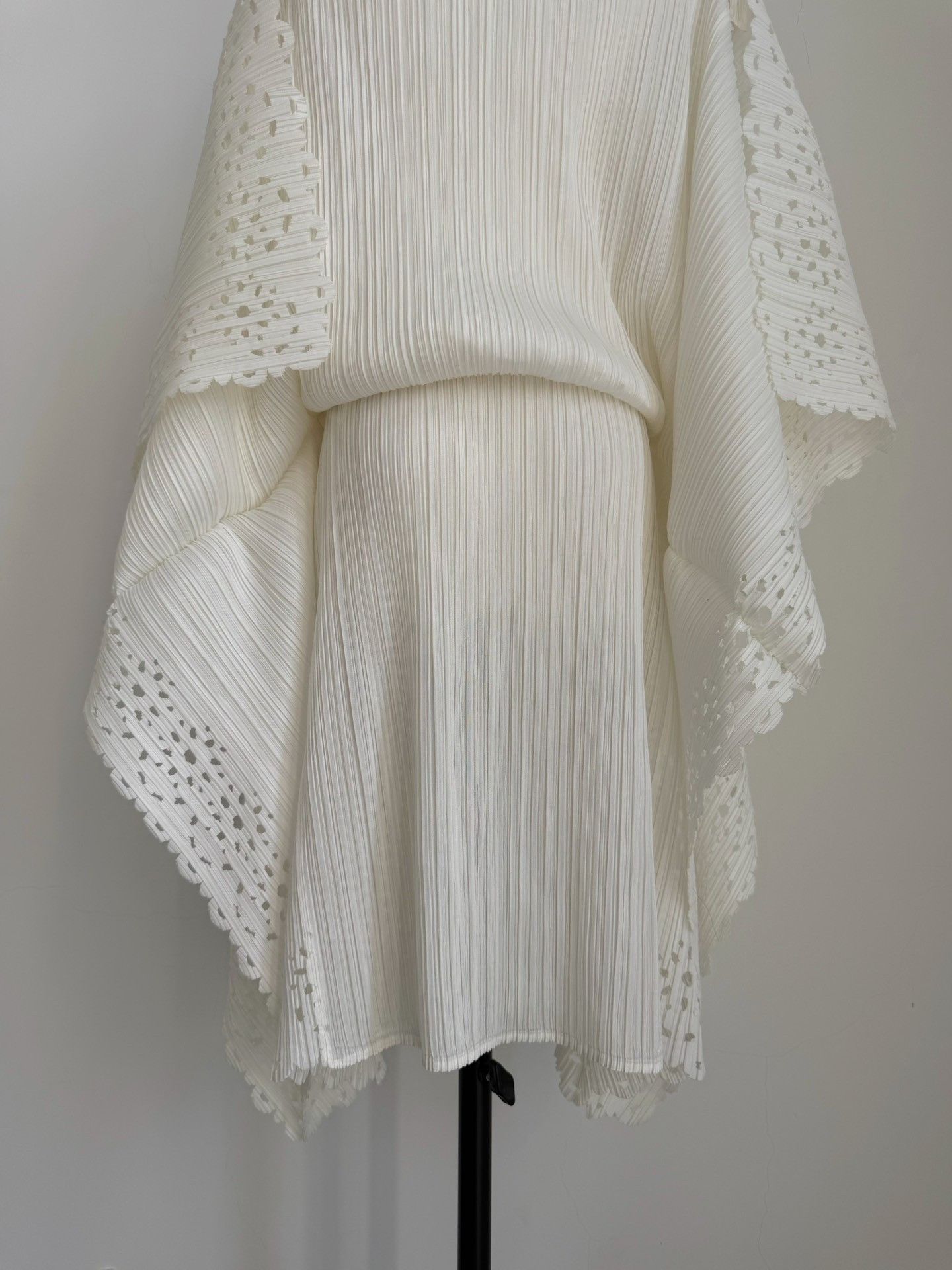 Pleats Please Issey Miyake Issey Miyake Pleats Please Dress Size XL / US 12-14 / IT 48-50 - 8 Thumbnail