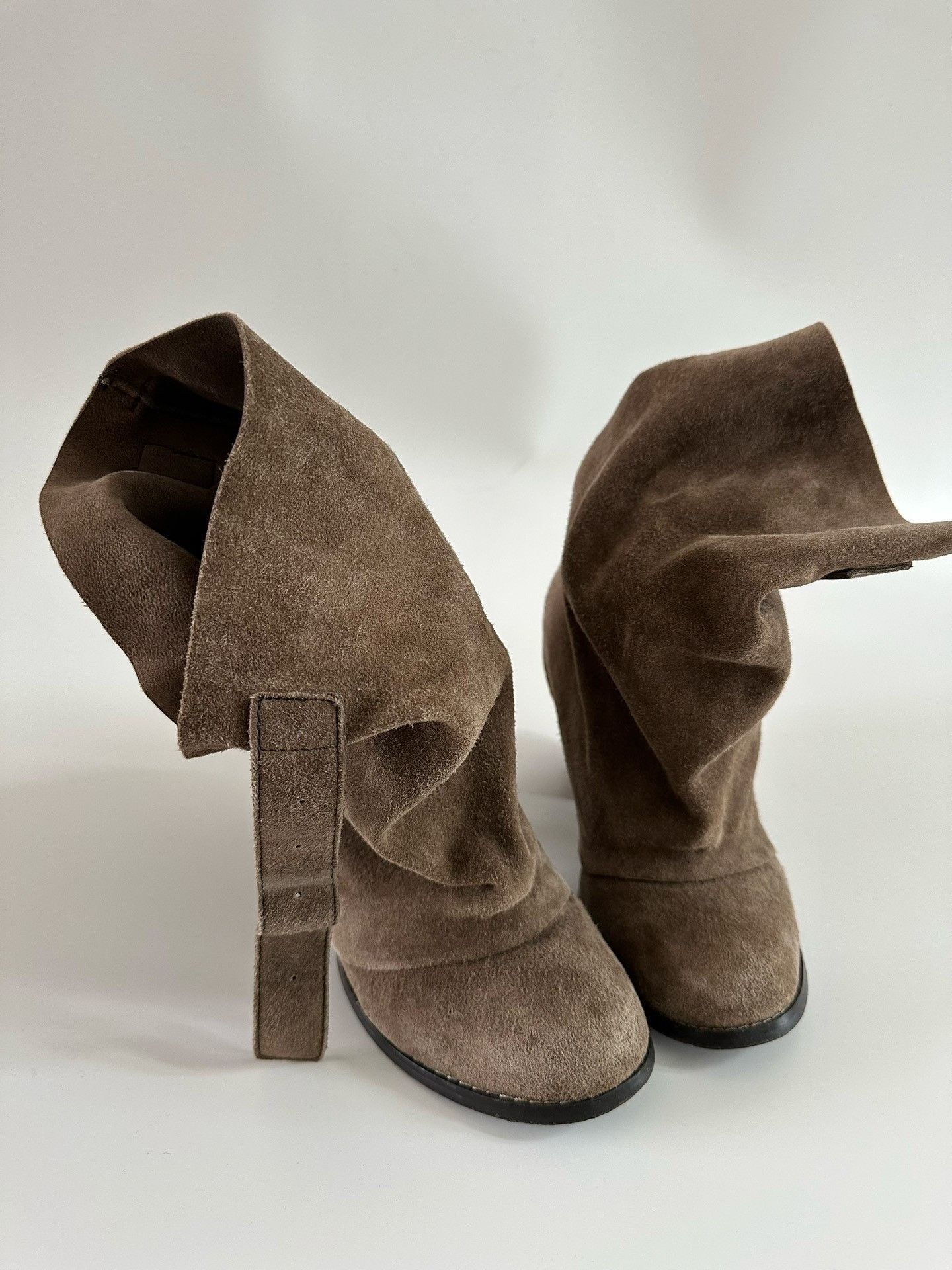 Zucca Zucca Vintage Suede Slouchy High-Heel Ankle Boots Size US 6 / IT 36 - 8 Thumbnail