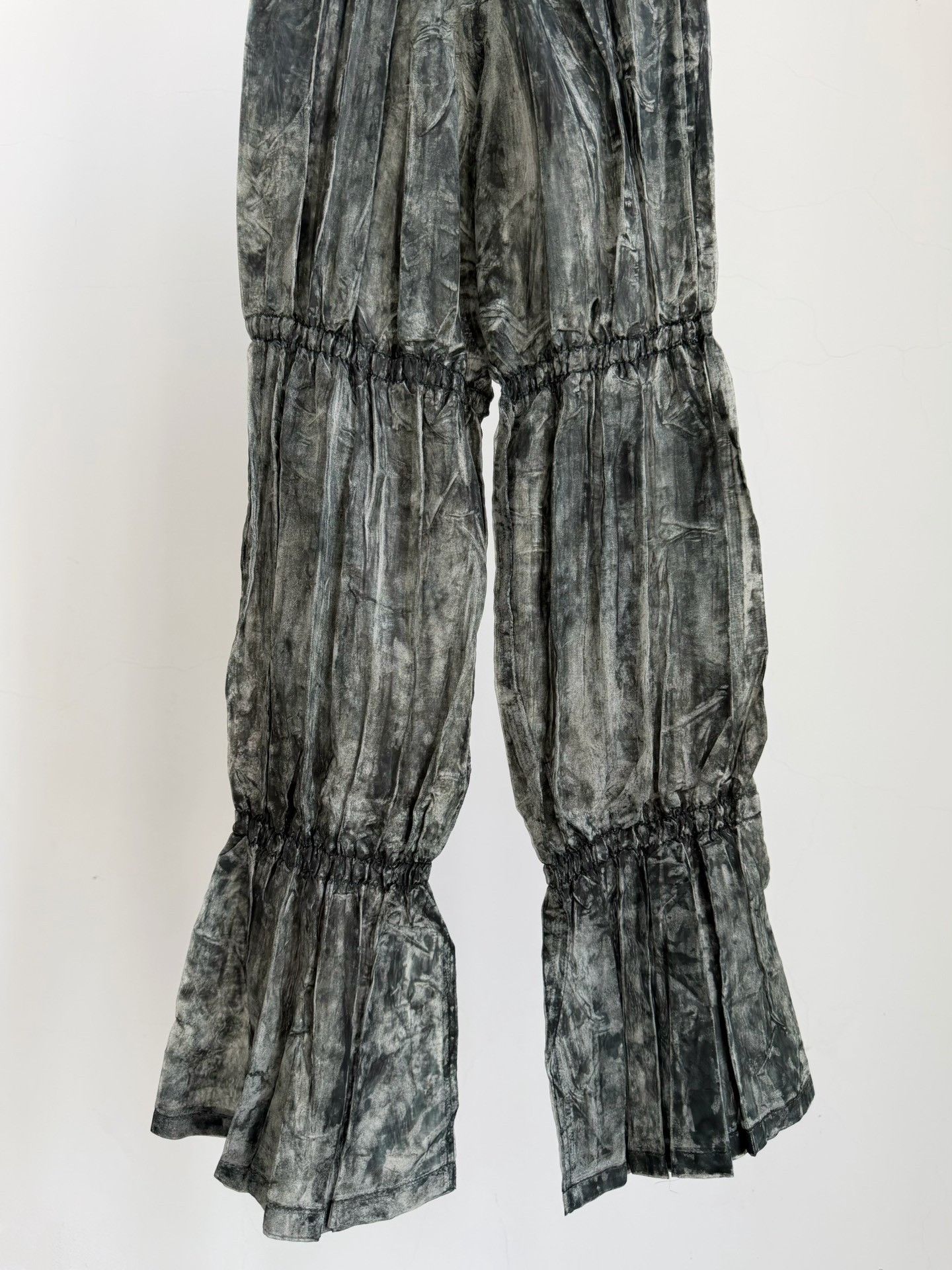 Issey Miyake Issey Miyake 1993 Main Line Pleated Pants Size 24" / US 00 / IT 34 - 9 Thumbnail