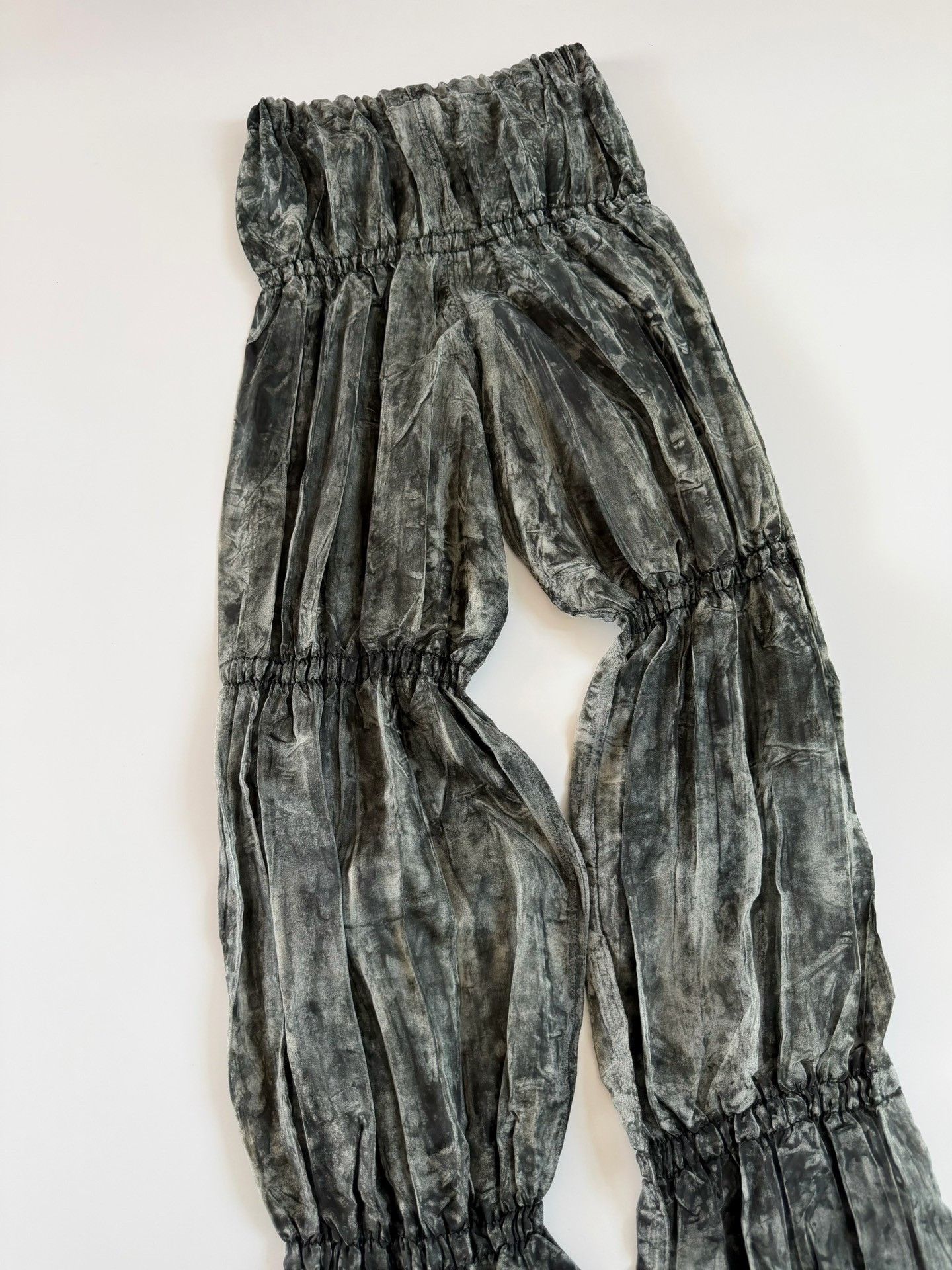 Issey Miyake Issey Miyake 1993 Main Line Pleated Pants Size 24" / US 00 / IT 34 - 3 Thumbnail