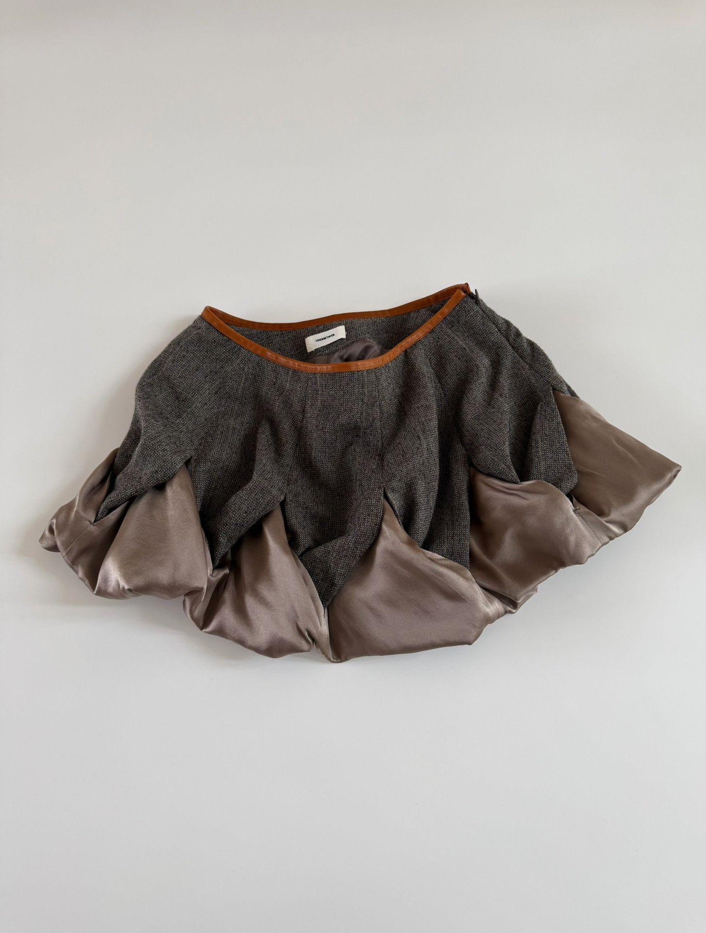 Jun Takahashi Undercover Vintage Structured Balloon Mini Skirt Size 35" - 2 Thumbnail