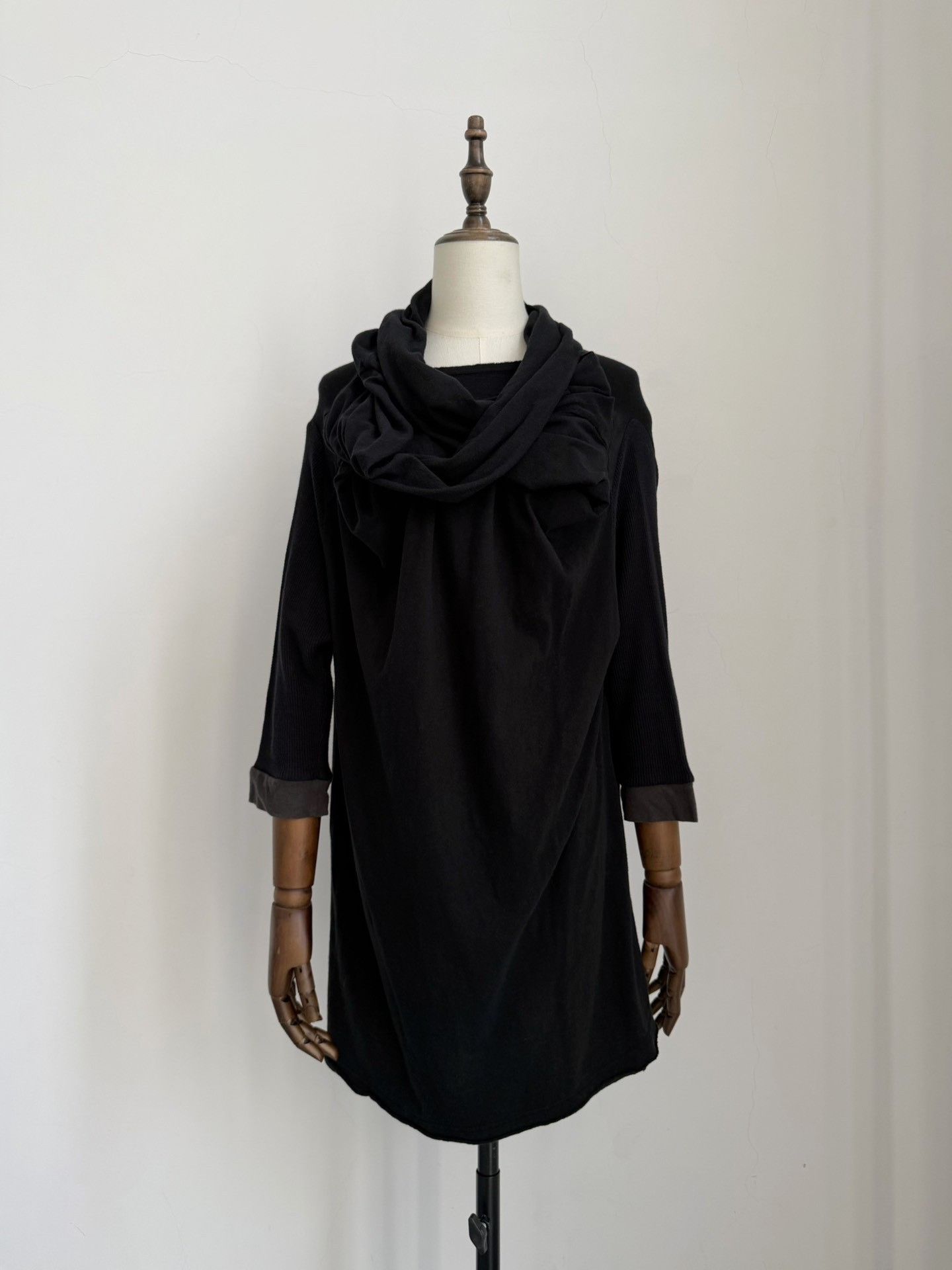 Undercover Undercover 2006 Guruguru Wrap Hoodie Size US S / EU 44-46 / 1 - 6 Thumbnail