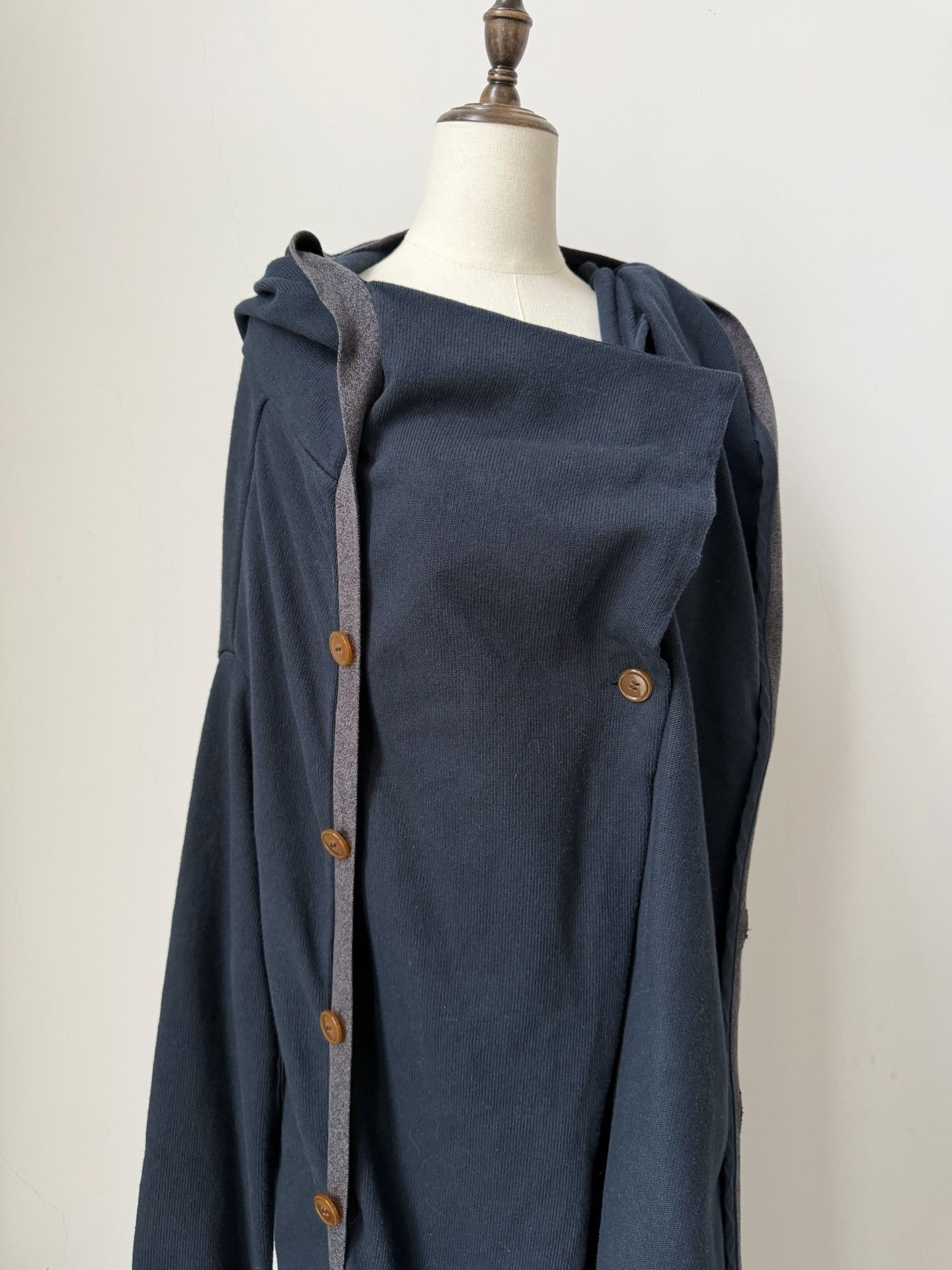Vivienne Westwood Vivienne Westwood Men's Vintage Long Hoodie Coat Size US S / EU 44-46 / 1 - 6 Thumbnail