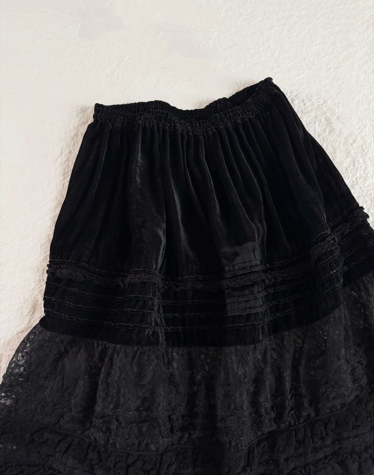 Comme des Garcons Comme des Garcons 2005 Tricot Lace Velvet Skirt Size 32" / US 10 / IT 46 - 5 Thumbnail