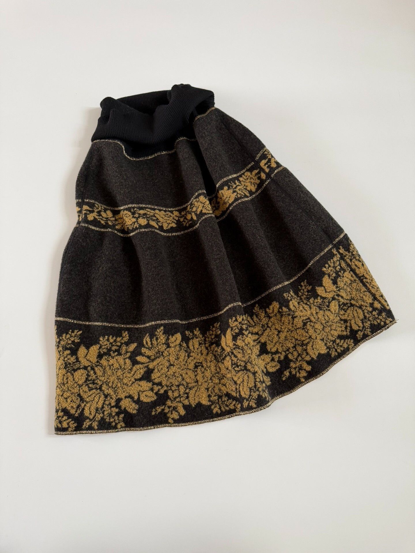 Kenzo Kenzo Vintage Knit Skirt Size 34" / US 12 / IT 48 - 6 Thumbnail