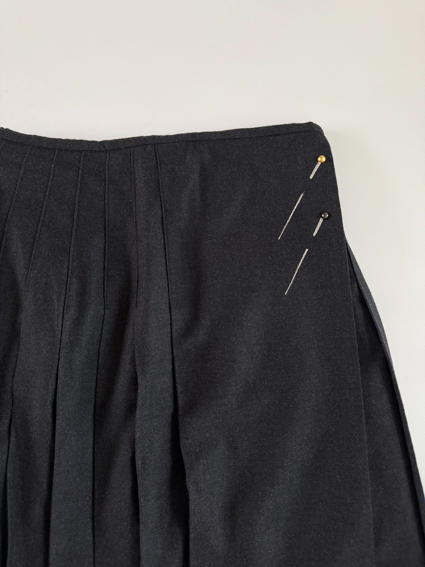 Jean Paul Gaultier Jean Paul Gaultier Wool Pleated Skirt Size 38" / US 16 / IT 52 - 2 Thumbnail