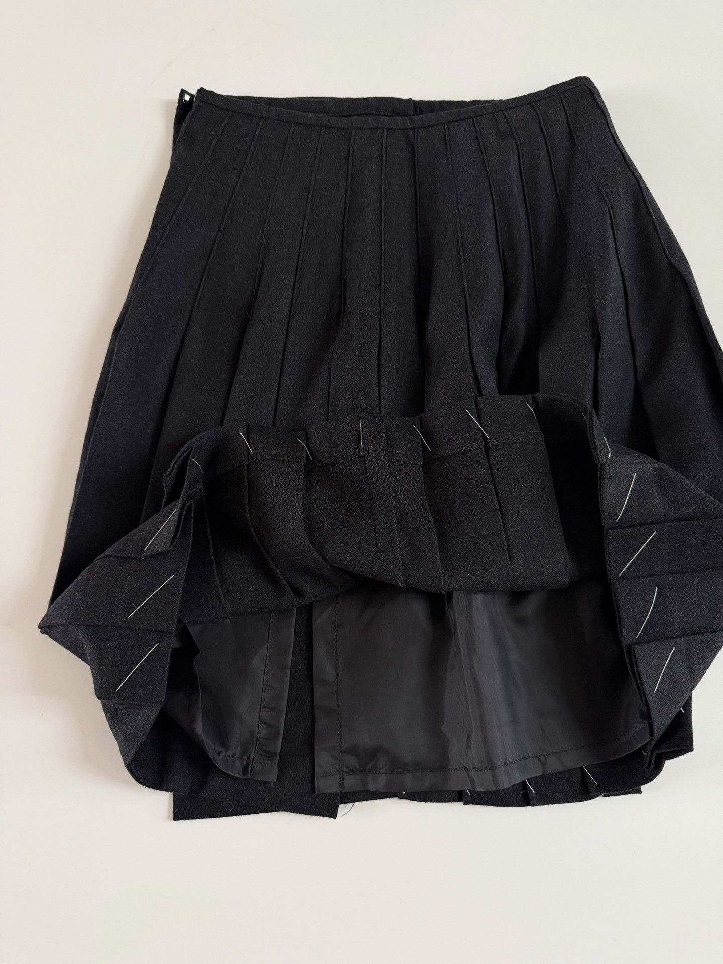 Jean Paul Gaultier Jean Paul Gaultier Wool Pleated Skirt Size 38" / US 16 / IT 52 - 4 Thumbnail