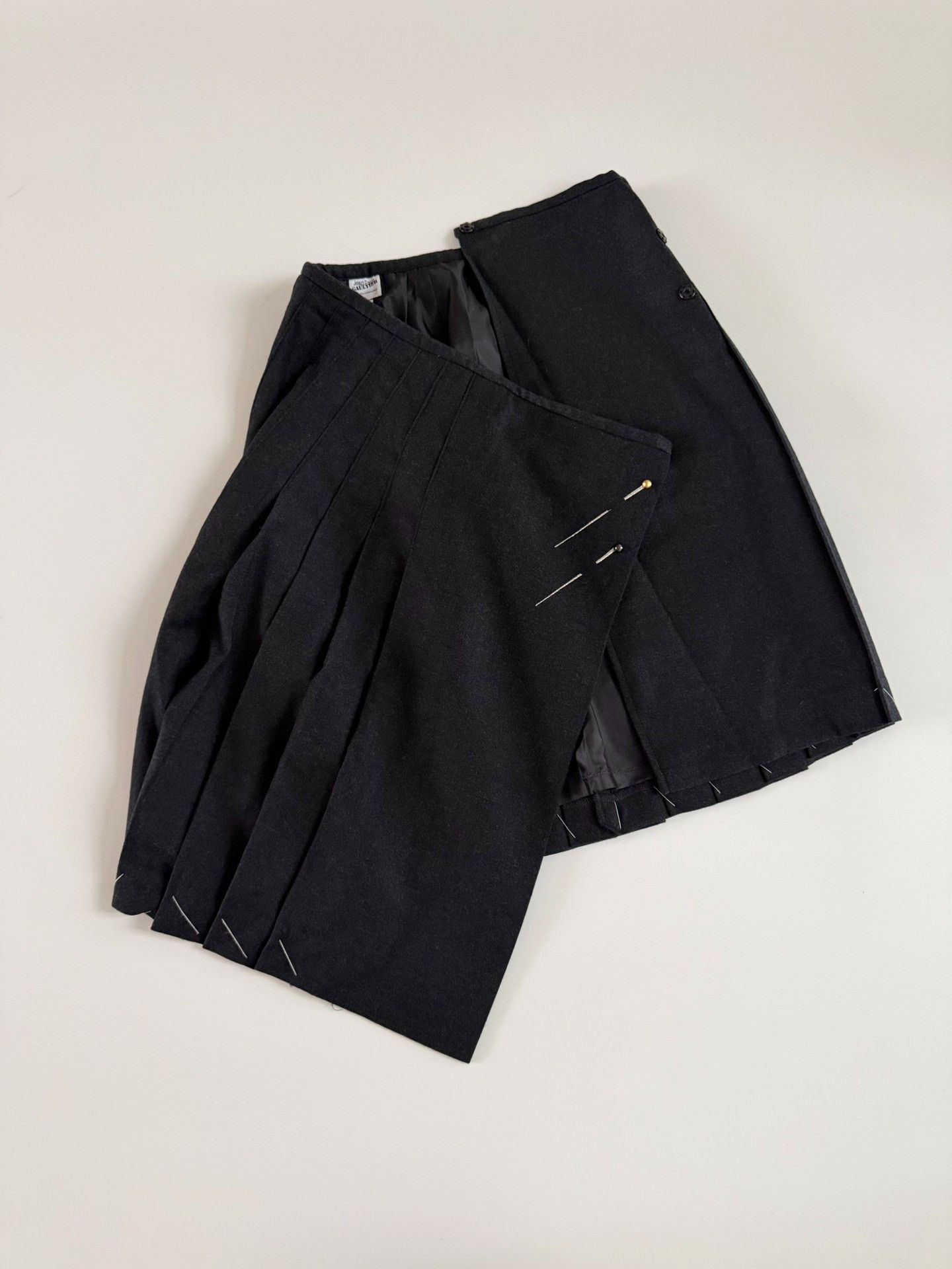 Jean Paul Gaultier Jean Paul Gaultier Wool Pleated Skirt Size 38" / US 16 / IT 52 - 5 Thumbnail