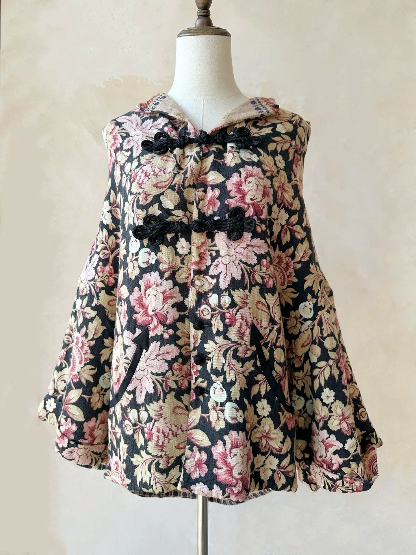 Nozomi Ishiguro Nozomi Ishiguro Floral Button Jacket Size M / US 6-8 / IT 42-44 - 2 Thumbnail