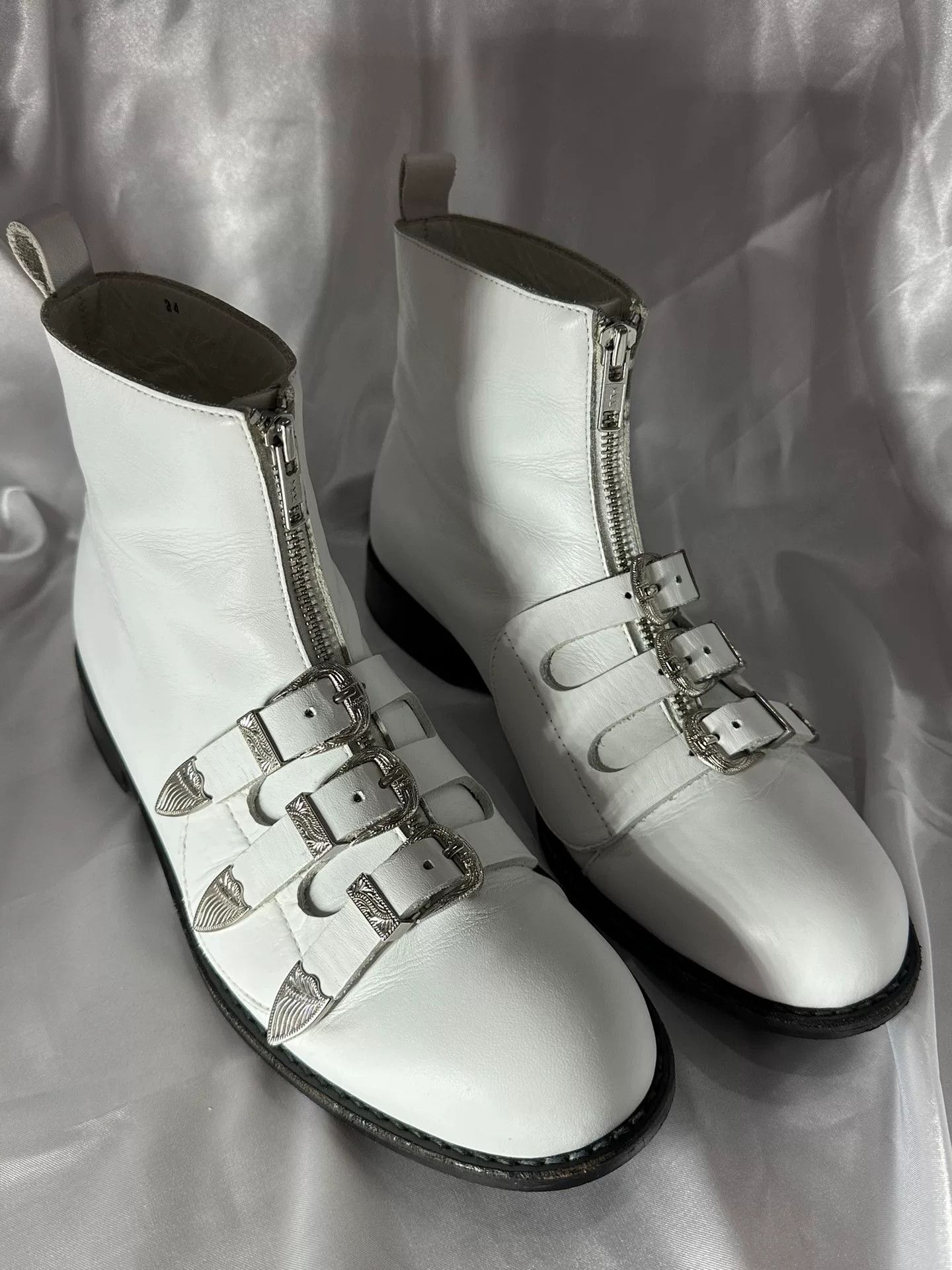 Comme des Garcons Comme des Garçons Three Buckle Zip Boots Size US 7 / IT 37 - 2 Thumbnail