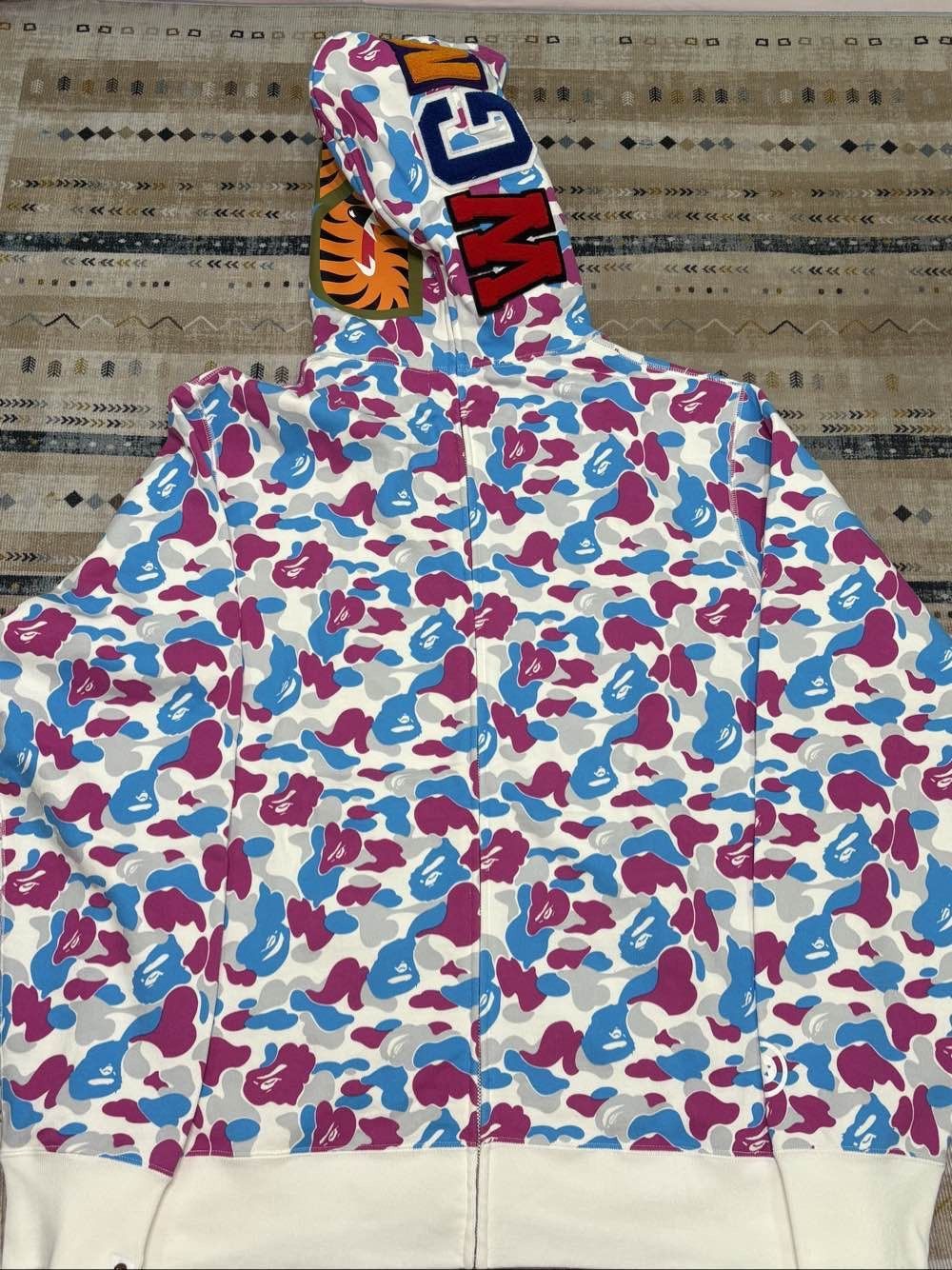 Bape Multi Camo Shark Print Zip-Up Hoodie Size US XL / EU 56 / 4 - 2 Thumbnail