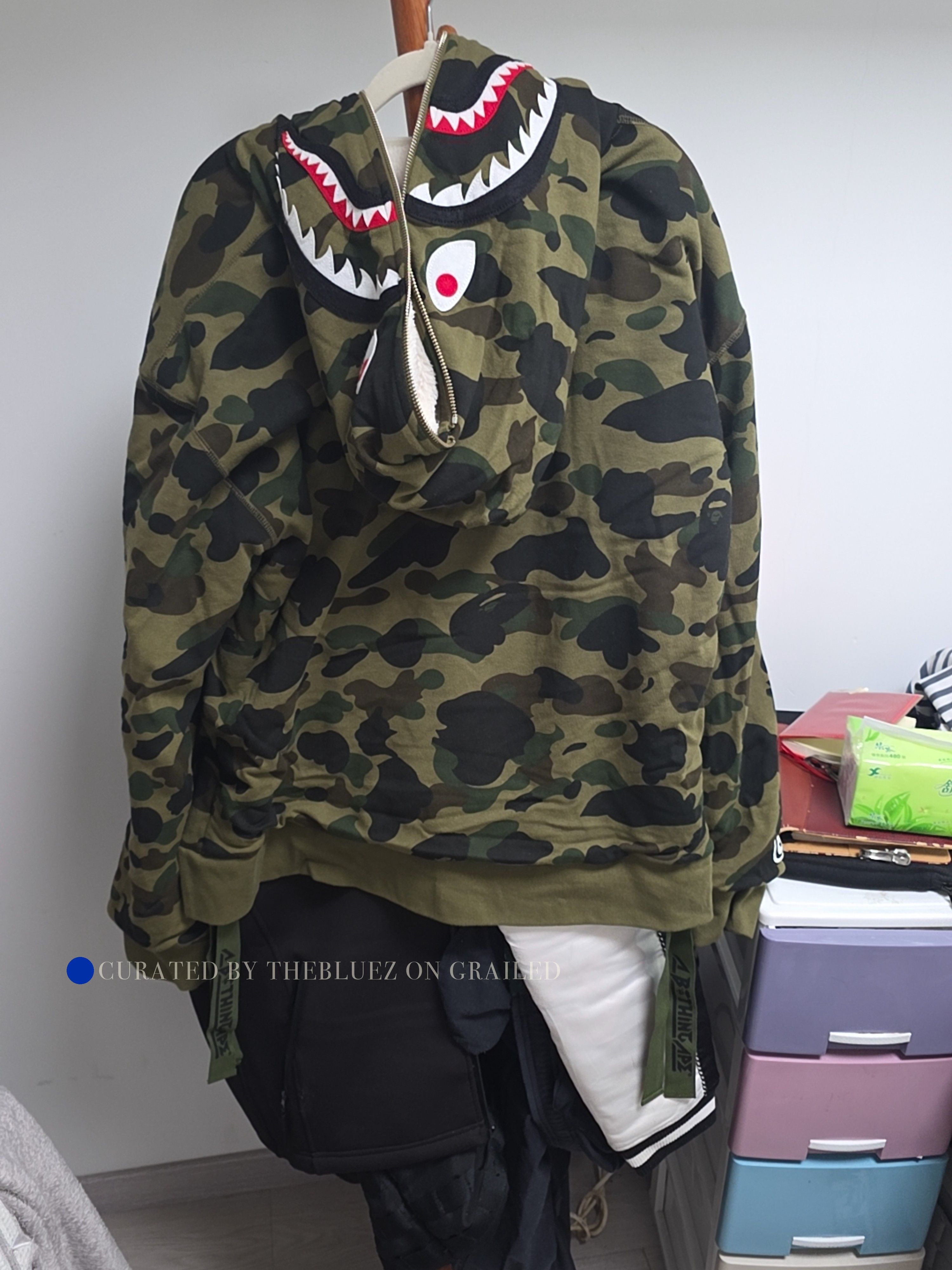 Bape Green Camo Shark Zip-Up Hoodie Size US XL / EU 56 / 4 - 2 Thumbnail