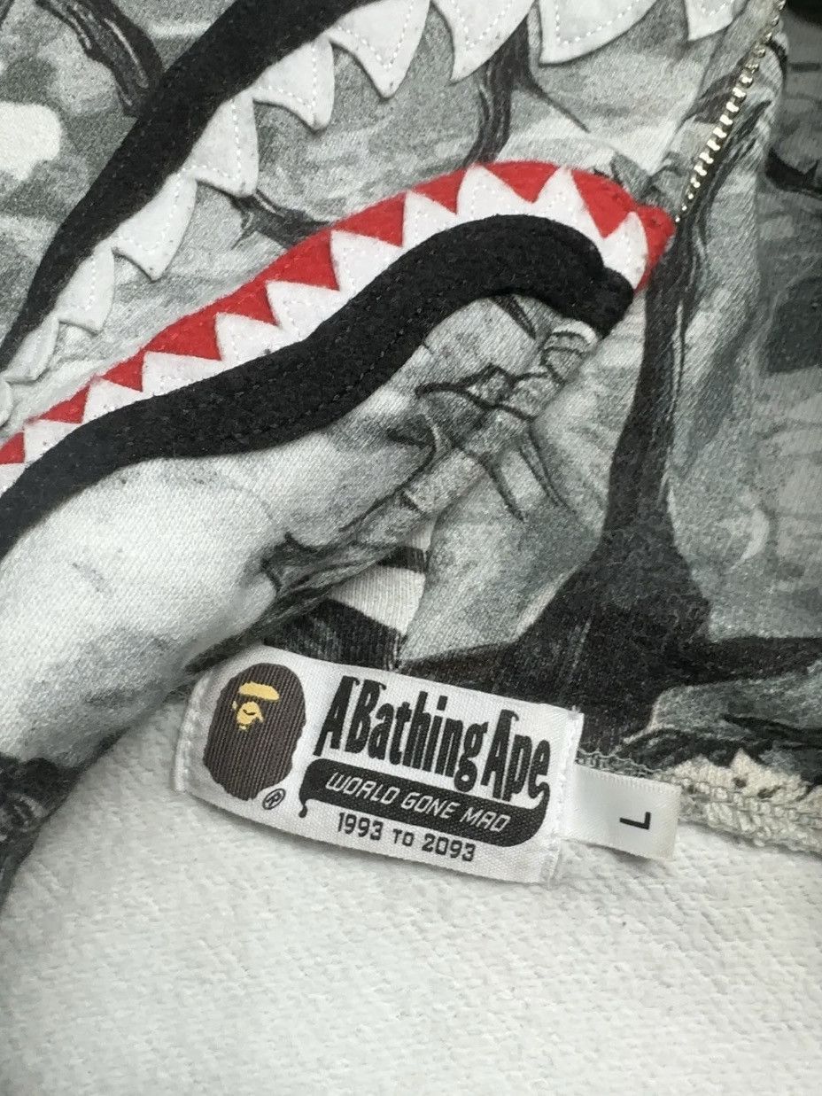 Bape Tree Edge Camo Shark Hoodie in Multi Size US L / EU 52-54 / 3 - 3 Thumbnail