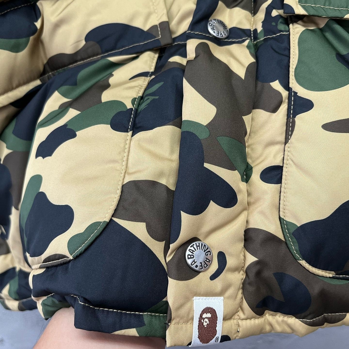 Bape Camo Down Puffer Jacket in Multi Size US M / EU 48-50 / 2 - 5 Thumbnail