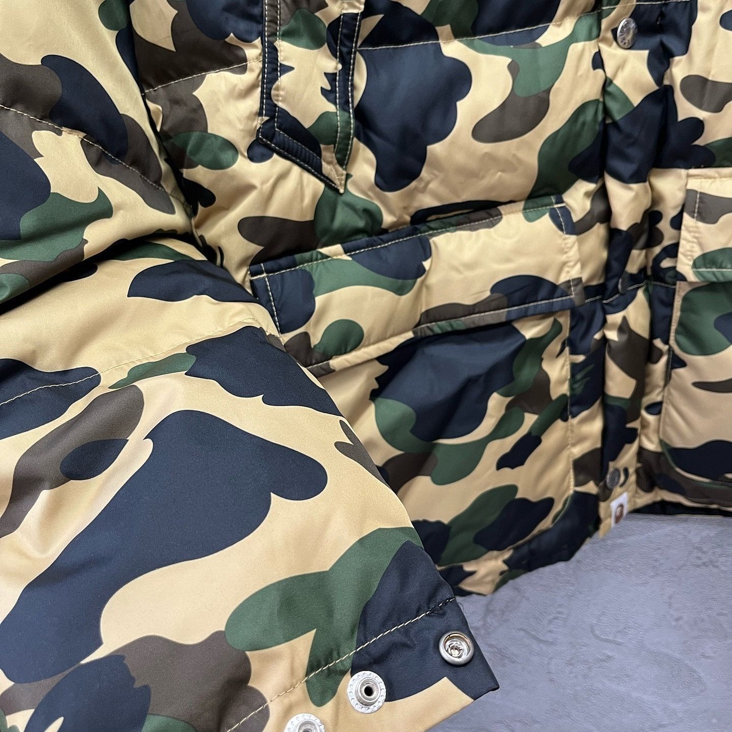 Bape Camo Down Puffer Jacket in Multi Size US M / EU 48-50 / 2 - 7 Thumbnail