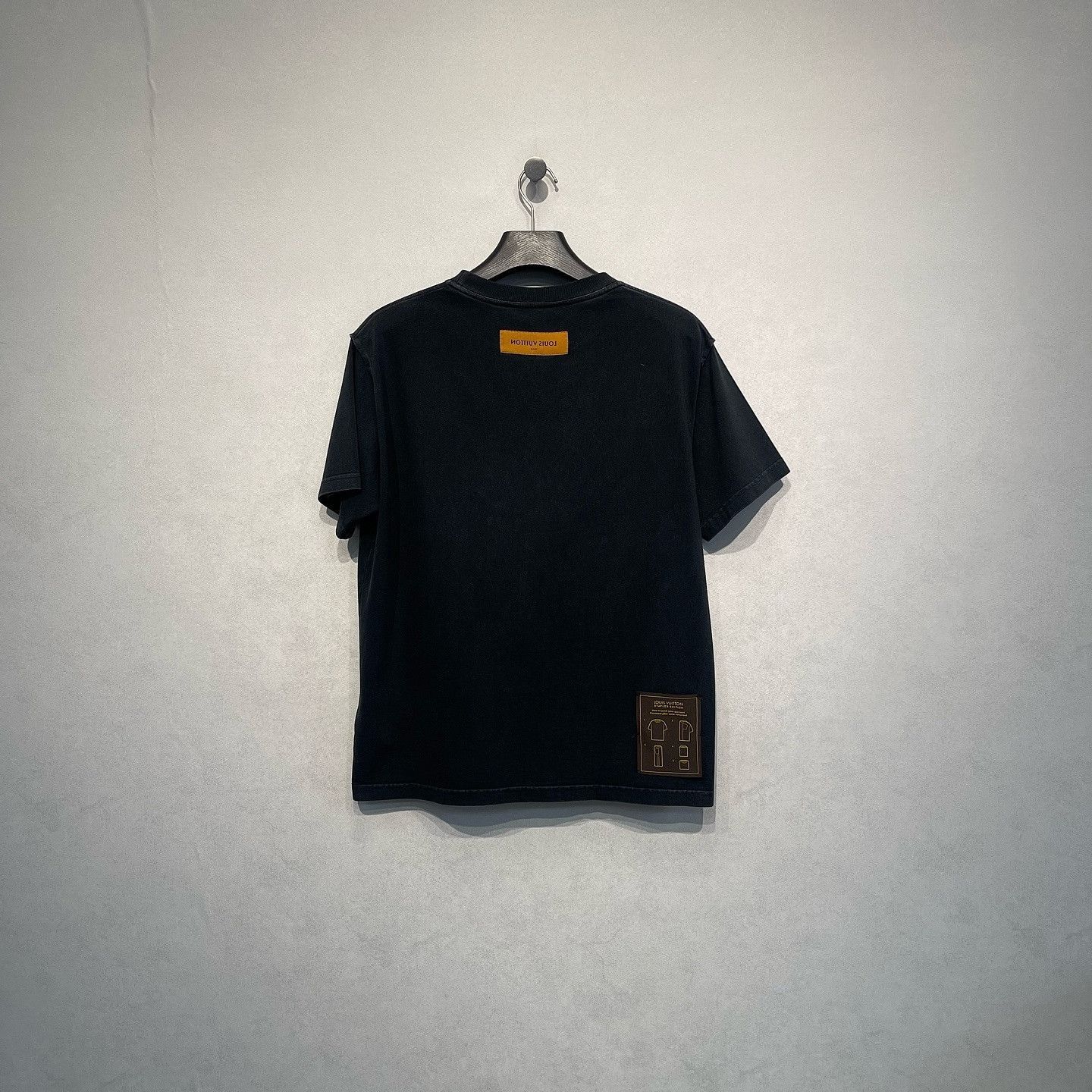 Louis Vuitton Inside Out Black T-Shirt in Size M Size US M / EU 48-50 / 2 - 2 Thumbnail