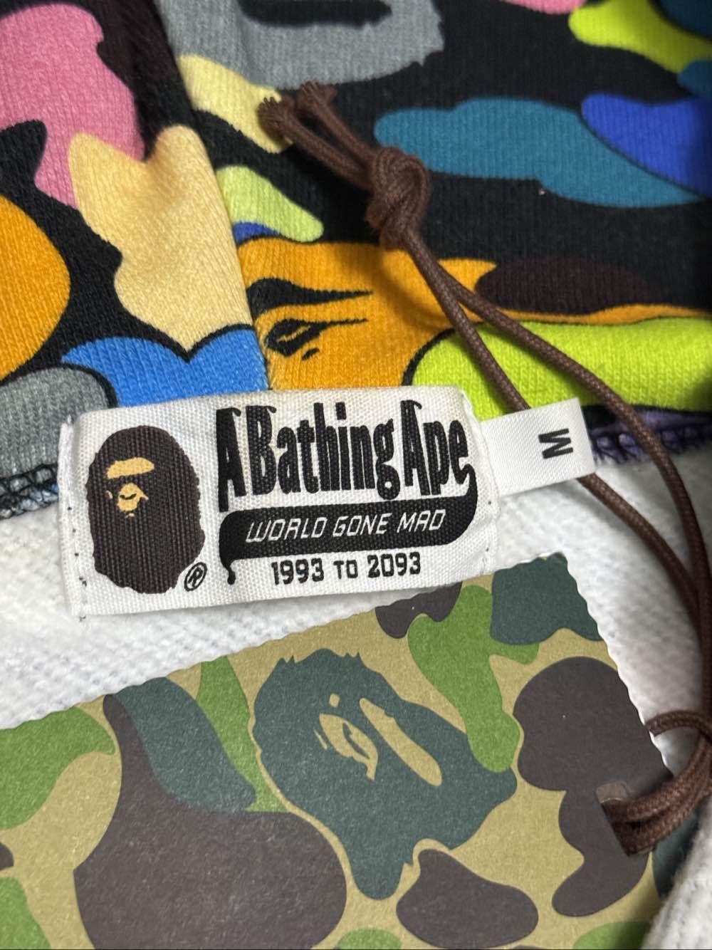 Bape Camo Shark Hoodie Size US M / EU 48-50 / 2 - 3 Thumbnail