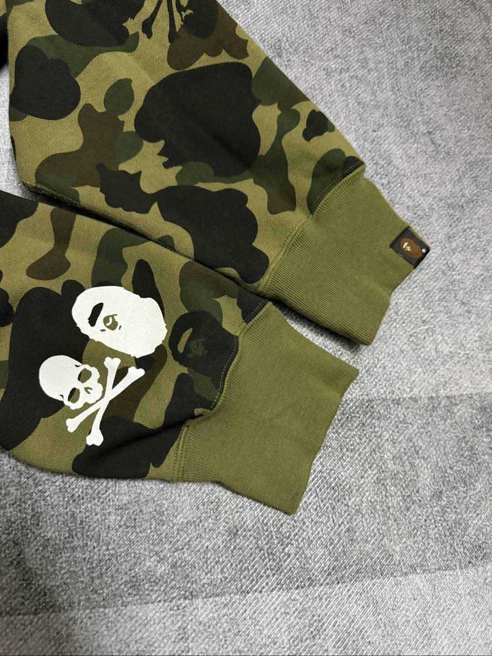 Bape Camo Skull Hoodie in Green Size US XL / EU 56 / 4 - 7 Thumbnail