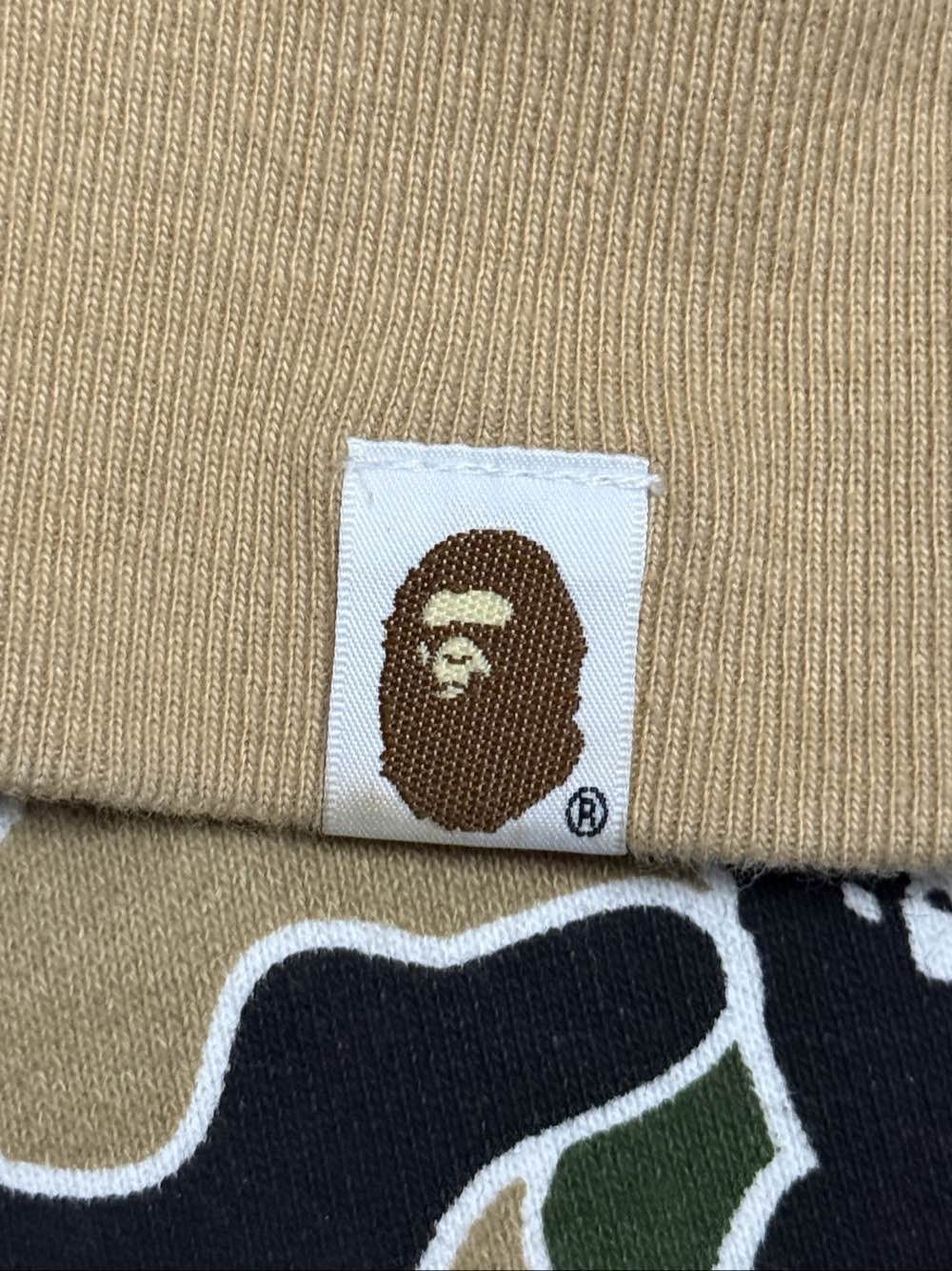 Bape Camo Shark Hoodie in Multi Size US L / EU 52-54 / 3 - 7 Thumbnail