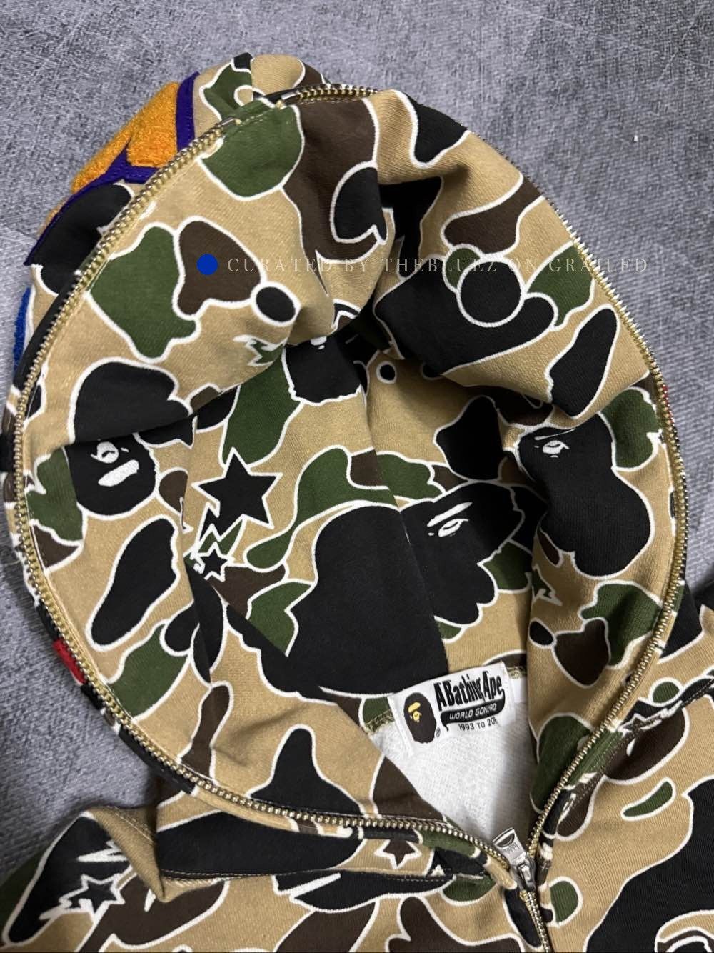 Bape Camo Shark Hoodie in Multi Size US L / EU 52-54 / 3 - 6 Thumbnail