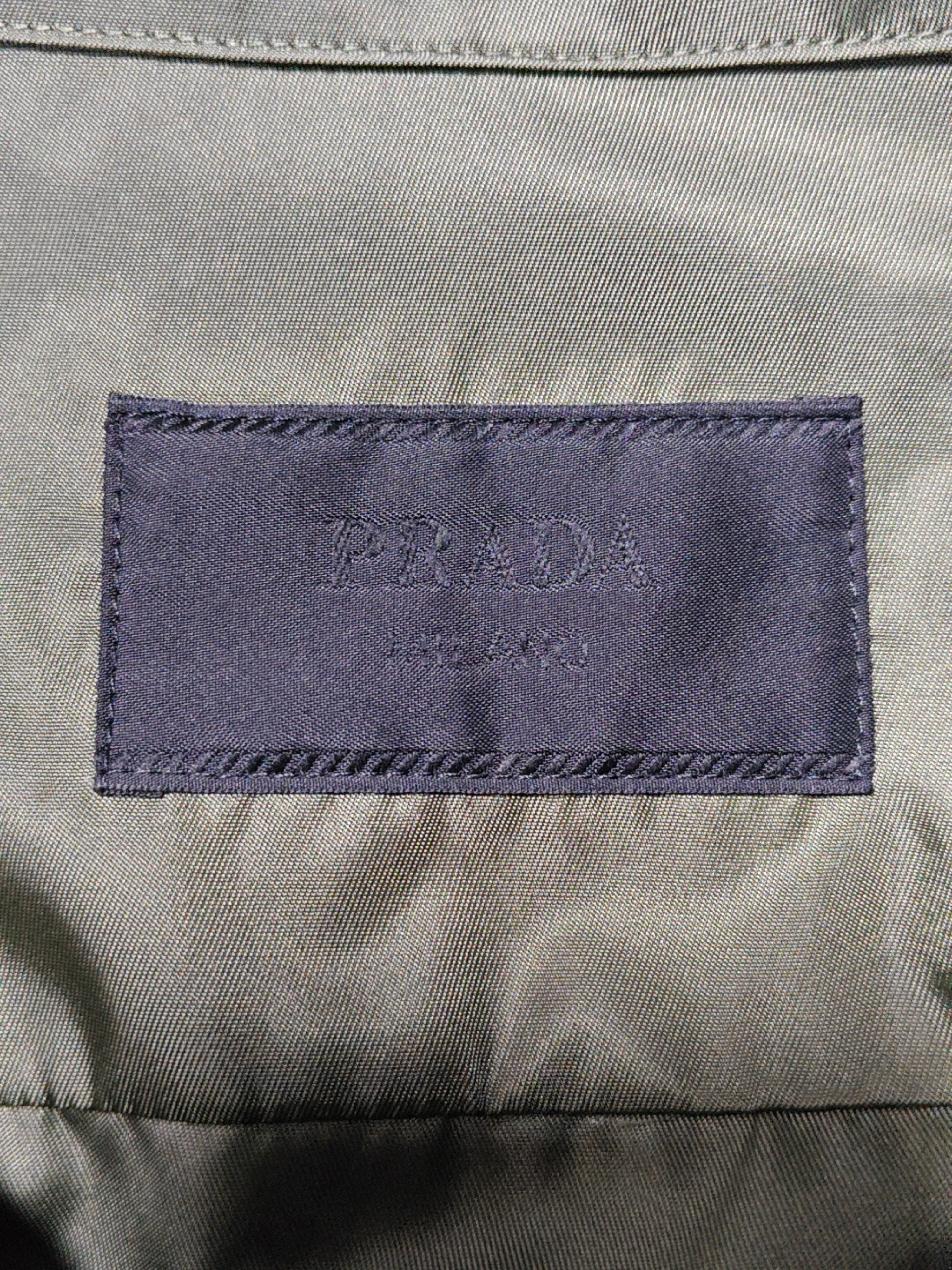 Prada Multi Pocket Re-Nylon Shirt in Green Size US S / EU 44-46 / 1 - 3 Thumbnail