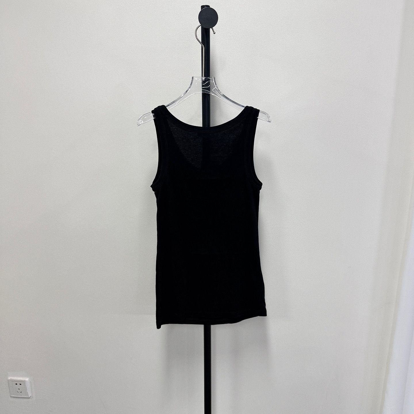 Prada Sleek Black Enamel Logo Tank Top Size US S / EU 44-46 / 1 - 2 Thumbnail