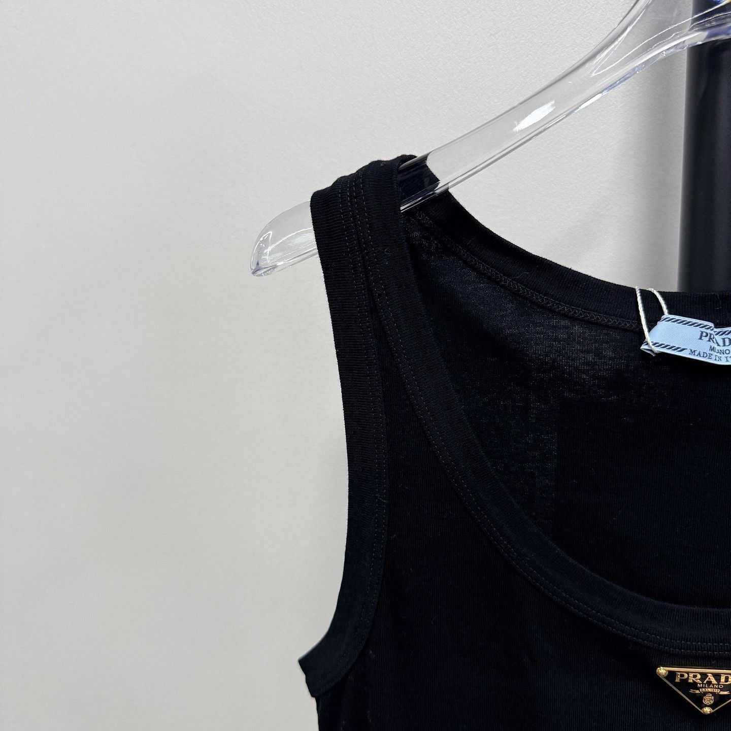 Prada Sleek Black Enamel Logo Tank Top Size US S / EU 44-46 / 1 - 5 Thumbnail
