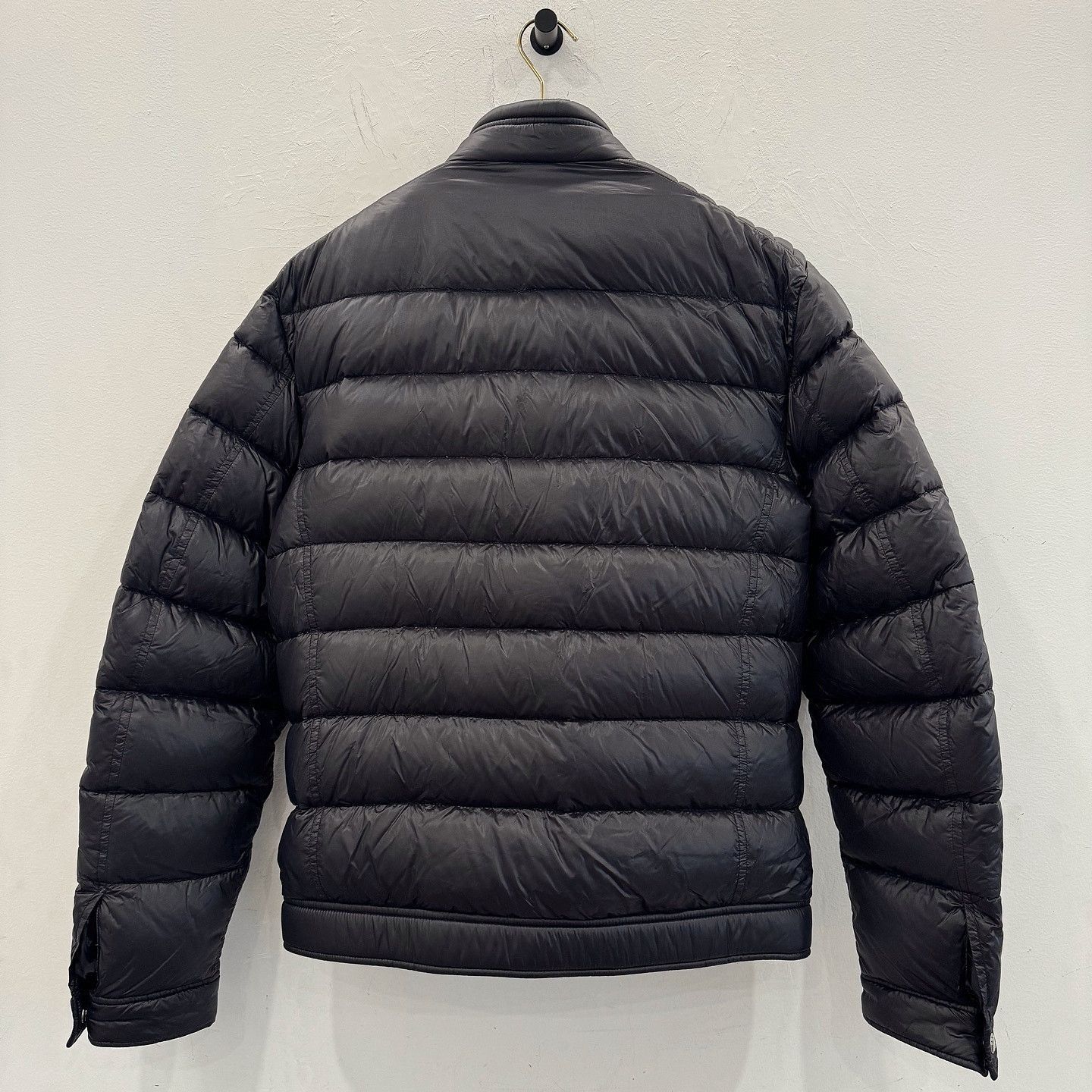 Prada Sleek Black Puffer Jacket in Size M Size US M / EU 48-50 / 2 - 2 Thumbnail