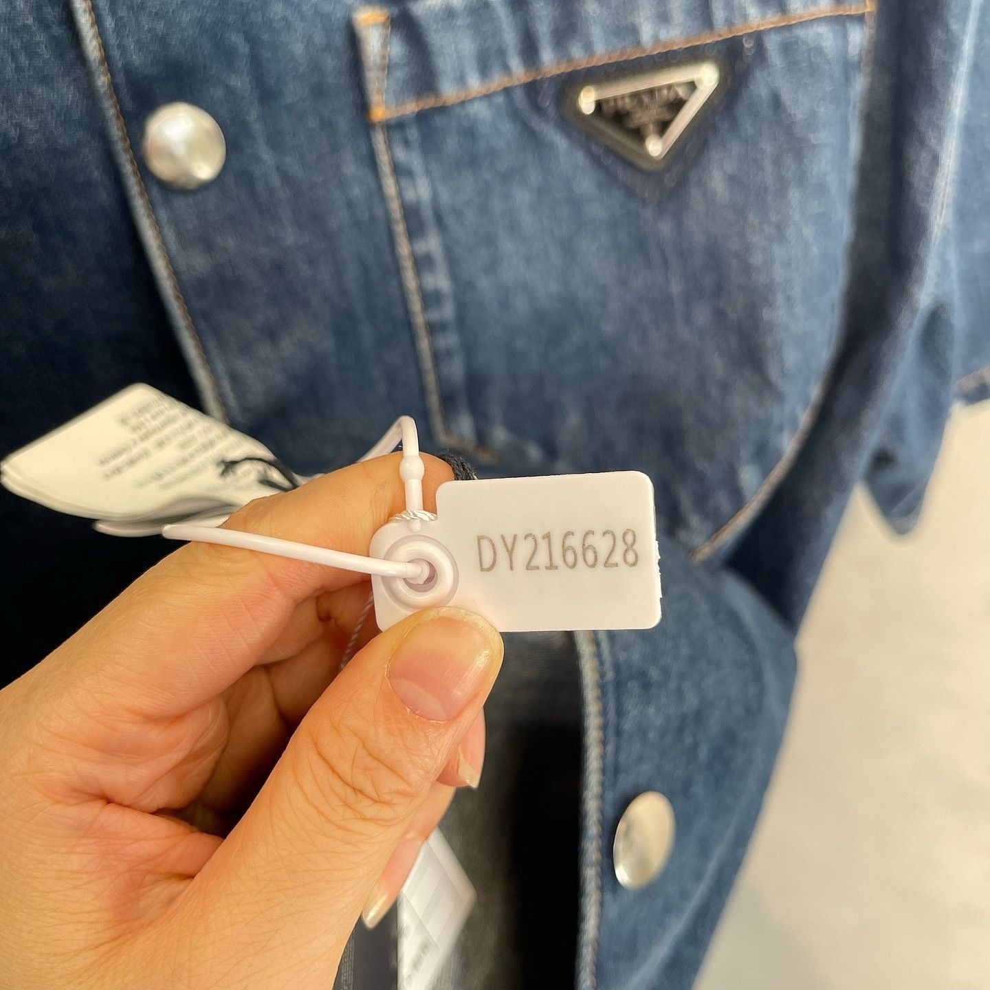 Prada Triangle Logo Denim Shirt in Blue Size US L / EU 52-54 / 3 - 5 Thumbnail