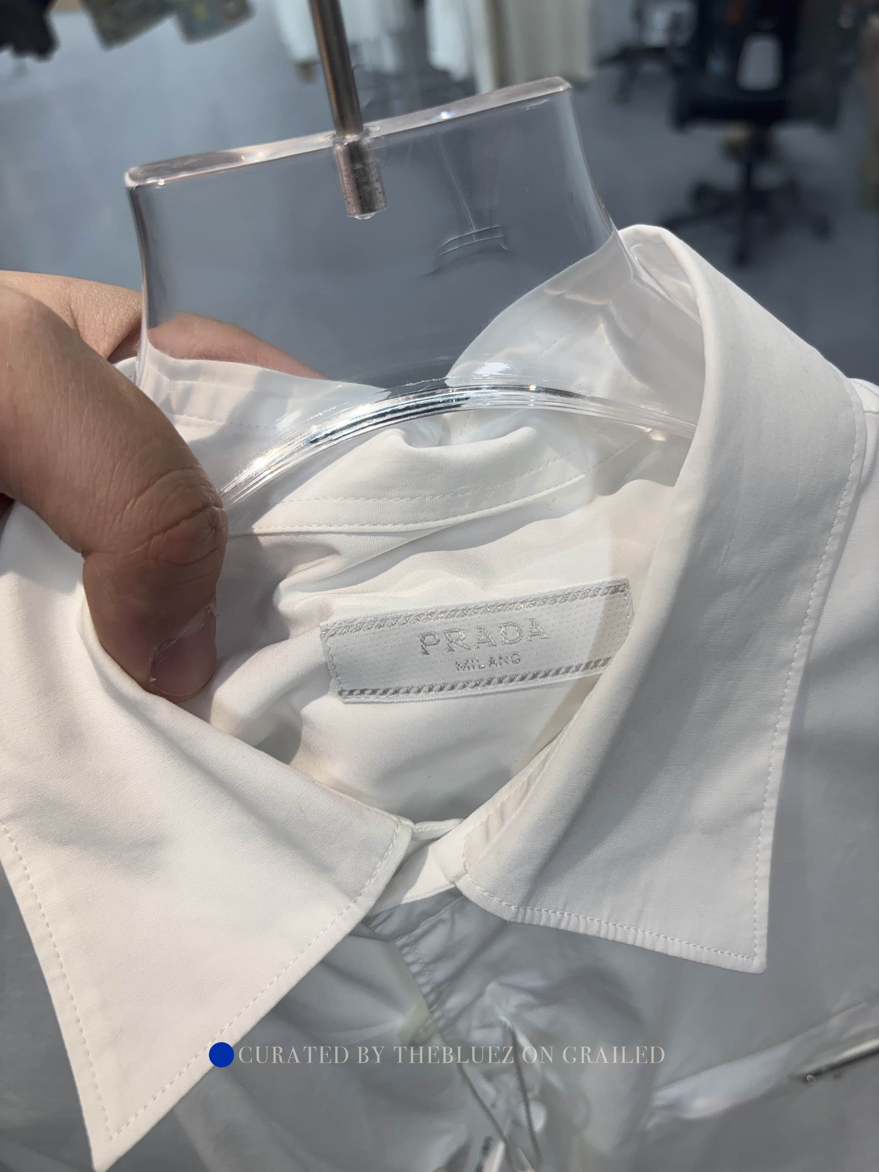 Prada Logo Patch Short Sleeve Shirt in White Size US M / EU 48-50 / 2 - 3 Thumbnail