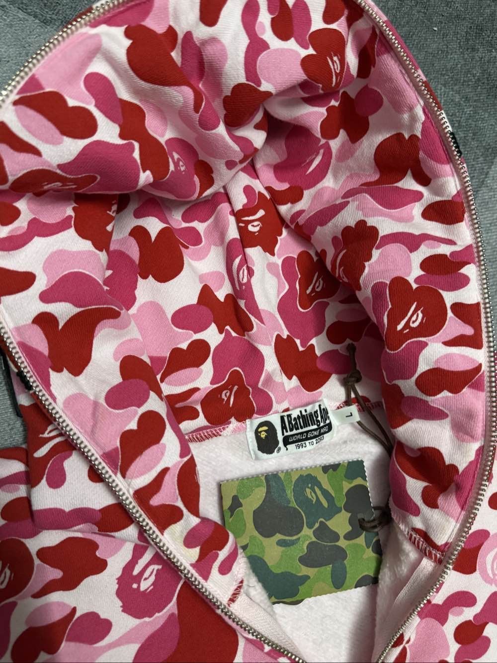 Bape Pink Camo Shark Full Zip Hoodie Size US L / EU 52-54 / 3 - 5 Thumbnail