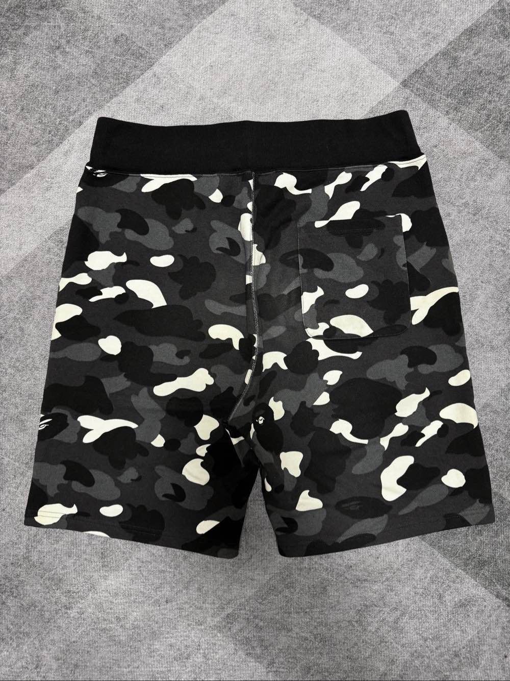 Bape Multicolor Glow Camo Shorts Size US 36 / EU 52 - 2 Thumbnail