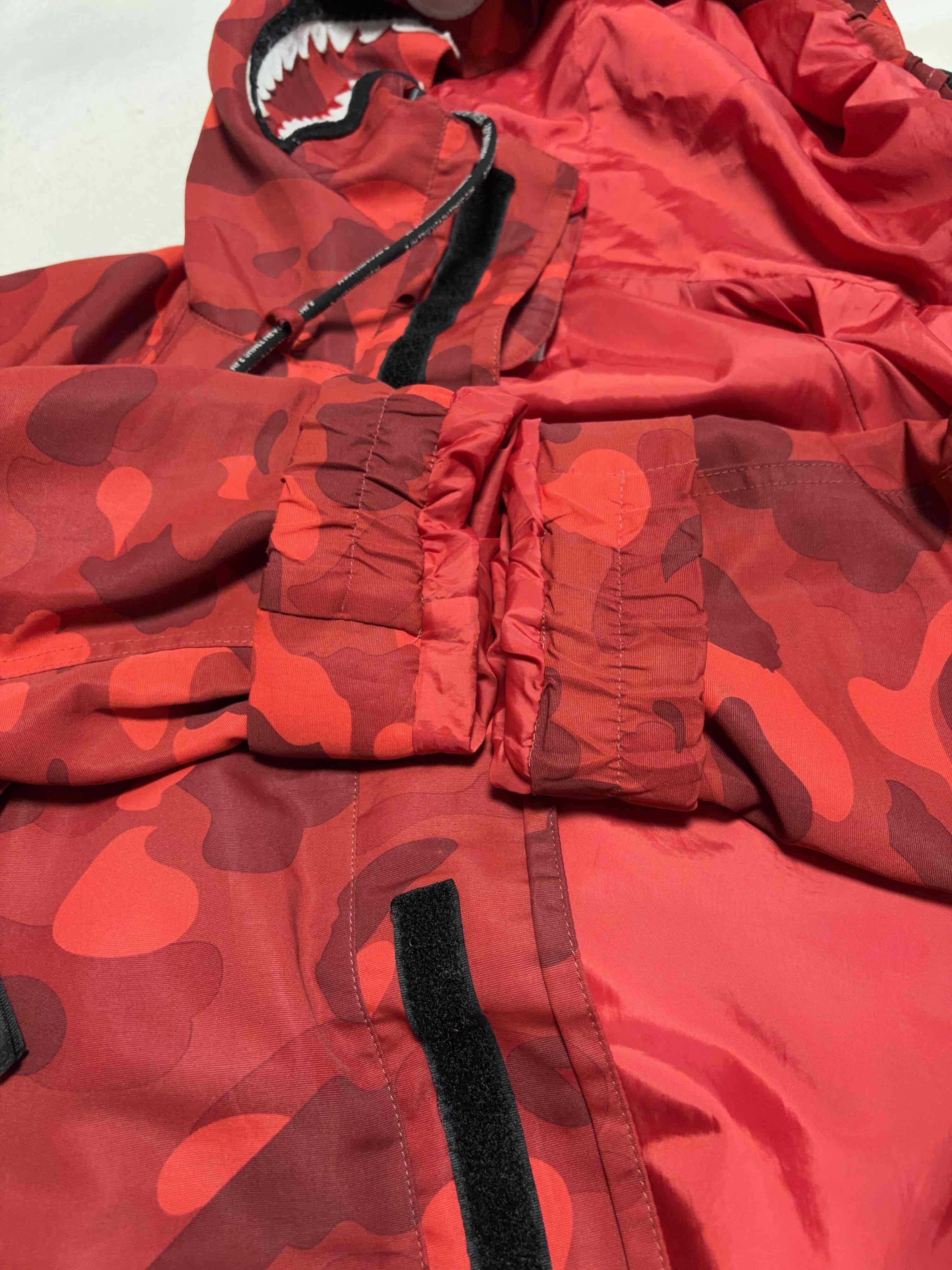 Bape Red Camo Shark Light Jacket Size US S / EU 44-46 / 1 - 5 Thumbnail