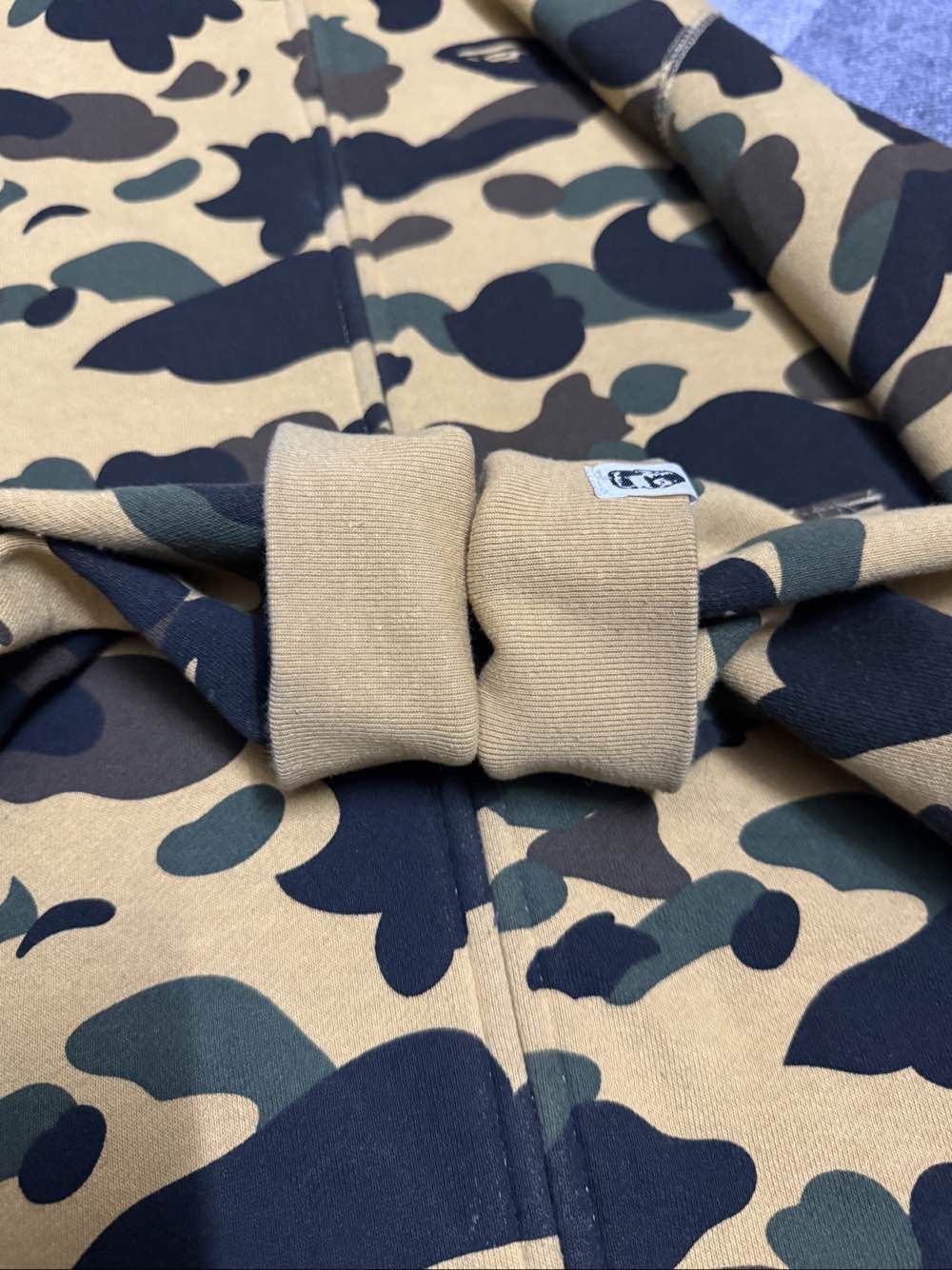 Bape Camo Shark Tiger Full Zip Hoodie Size US M / EU 48-50 / 2 - 8 Thumbnail