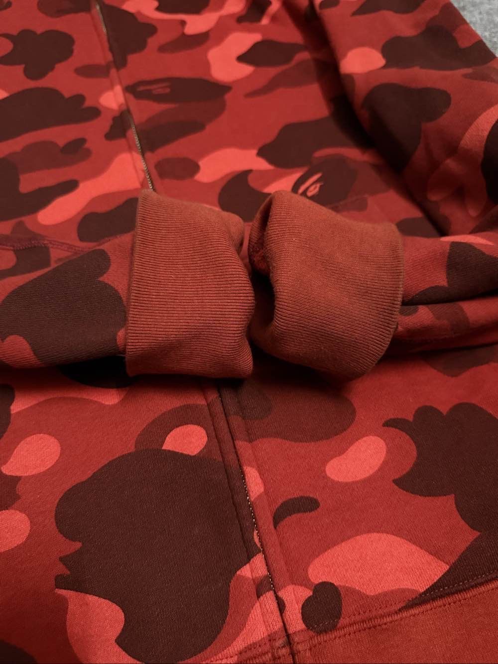 Bape Red Camo Shark Tiger Hoodie Size US M / EU 48-50 / 2 - 7 Thumbnail