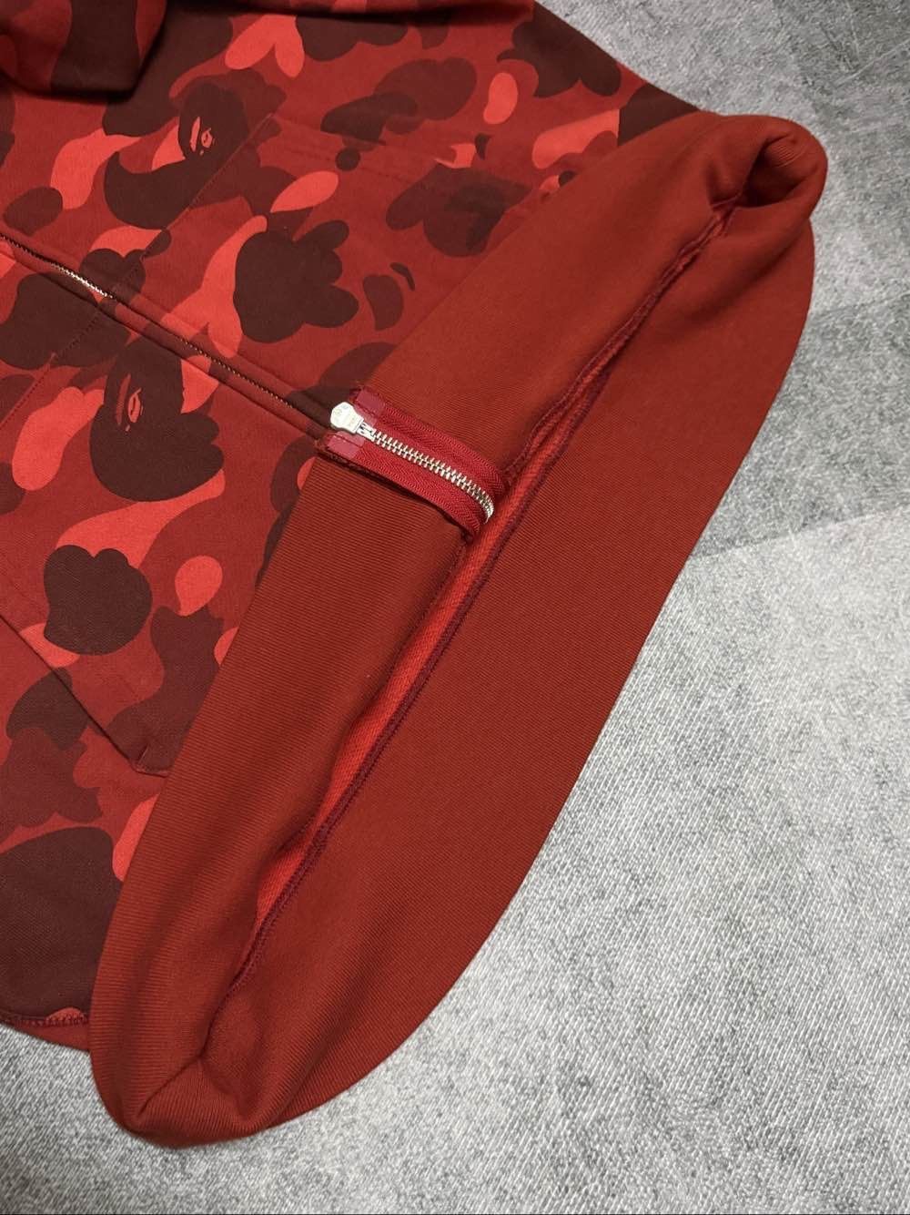 Bape Red Camo Shark Tiger Hoodie Size US M / EU 48-50 / 2 - 8 Thumbnail