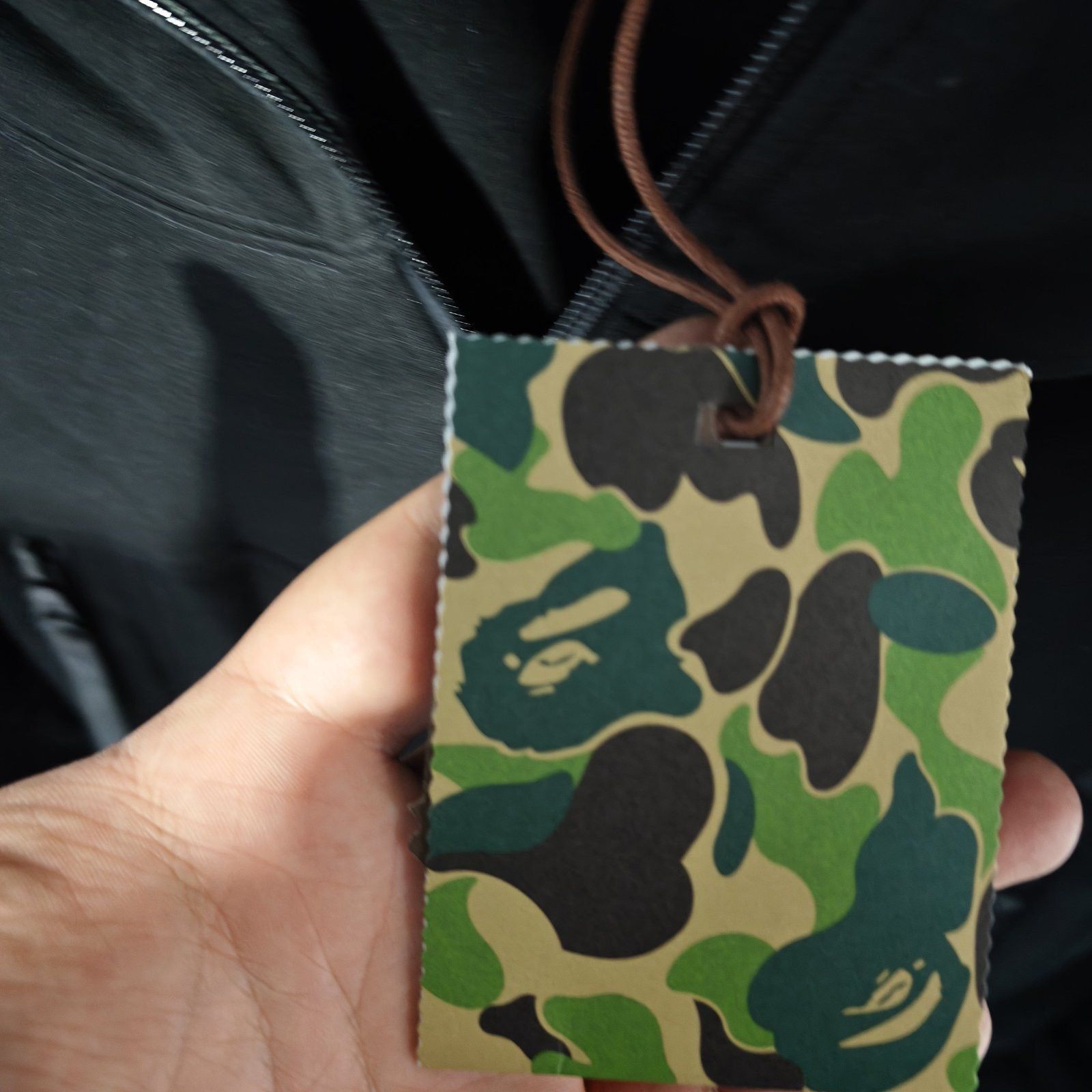 Bape Black Shark Hoodie in XL Size Size US XL / EU 56 / 4 - 5 Thumbnail