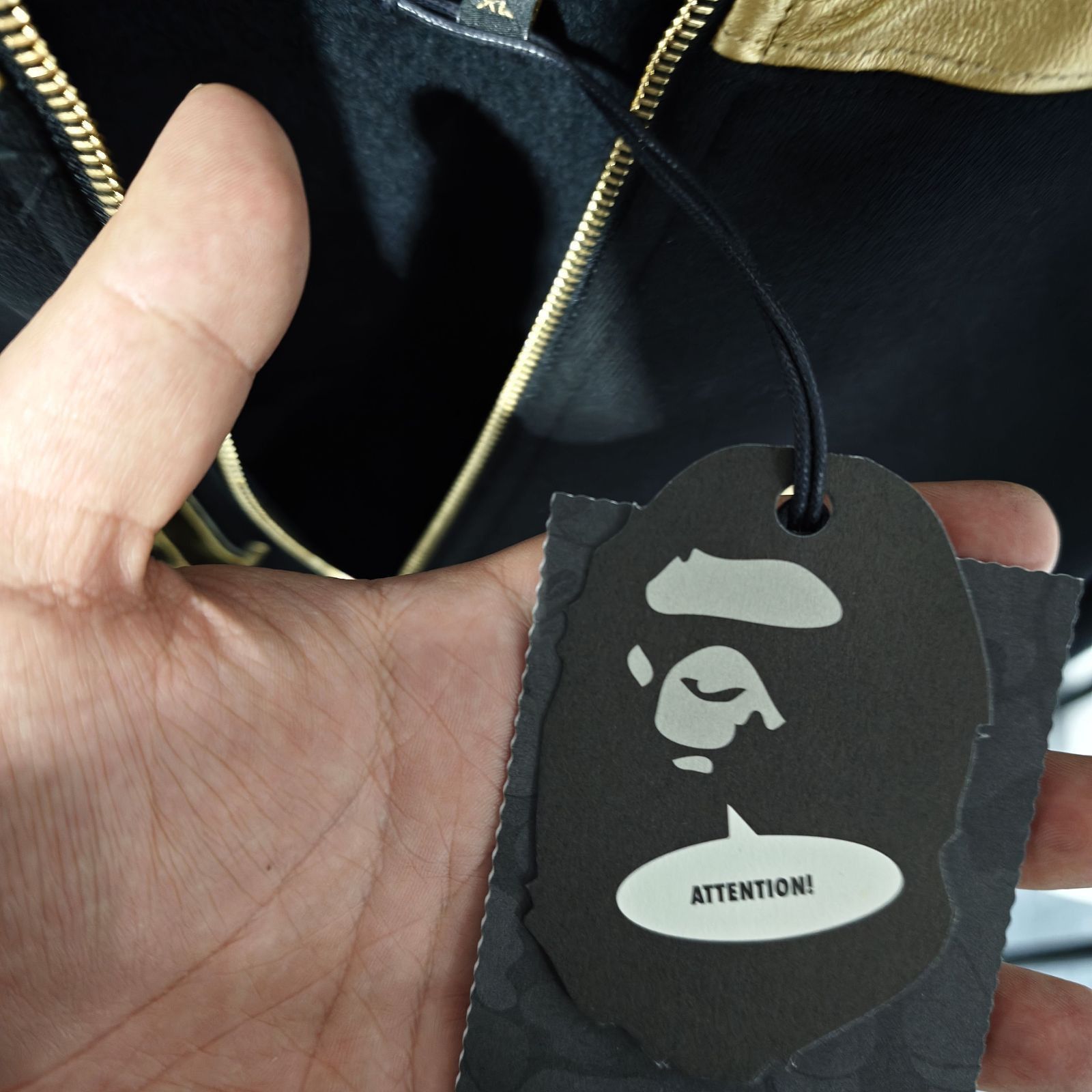 Bape Black Shark Hoodie Jacket in XL Size US XL / EU 56 / 4 - 5 Thumbnail